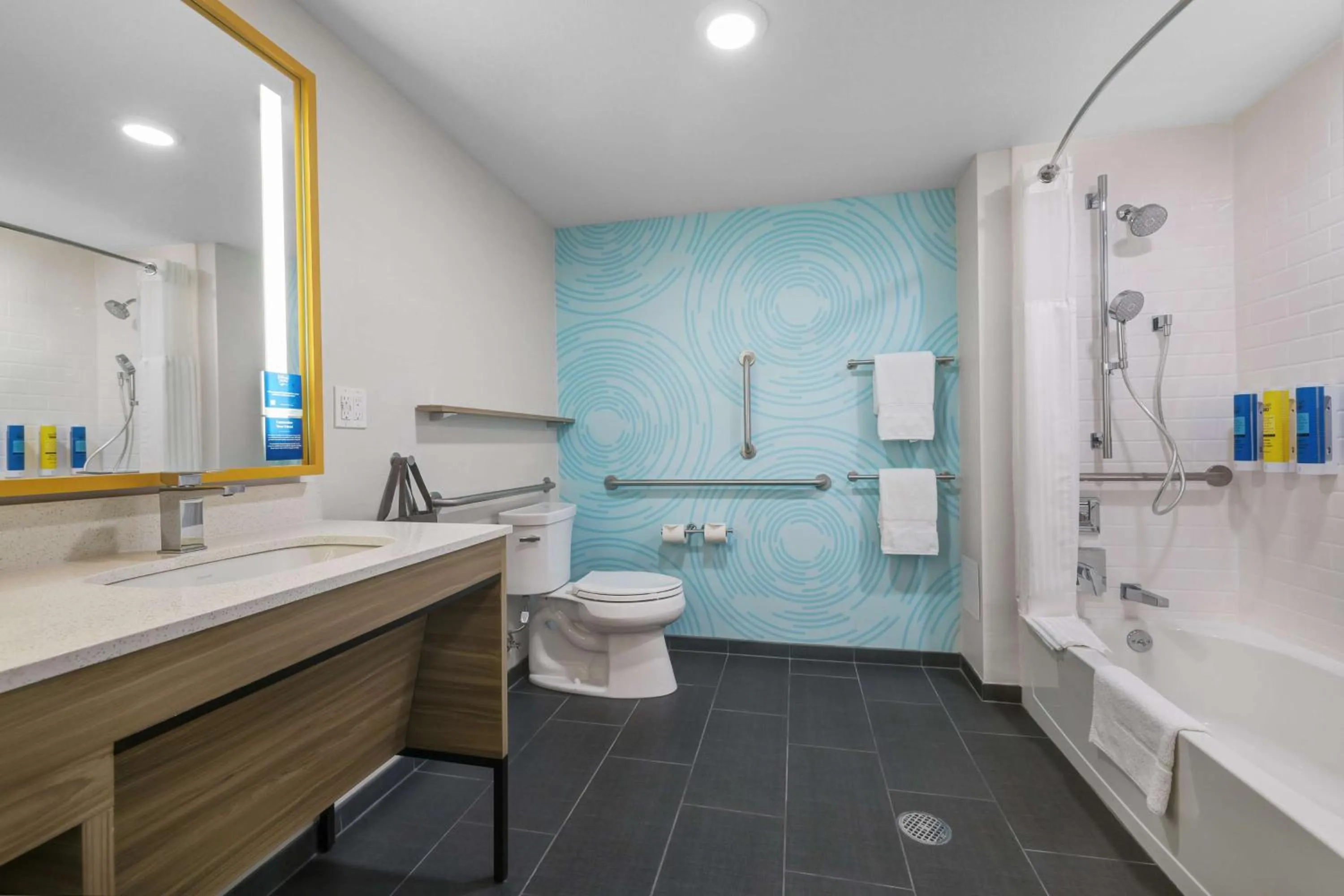 Bathroom in Tru By Hilton Lathrop