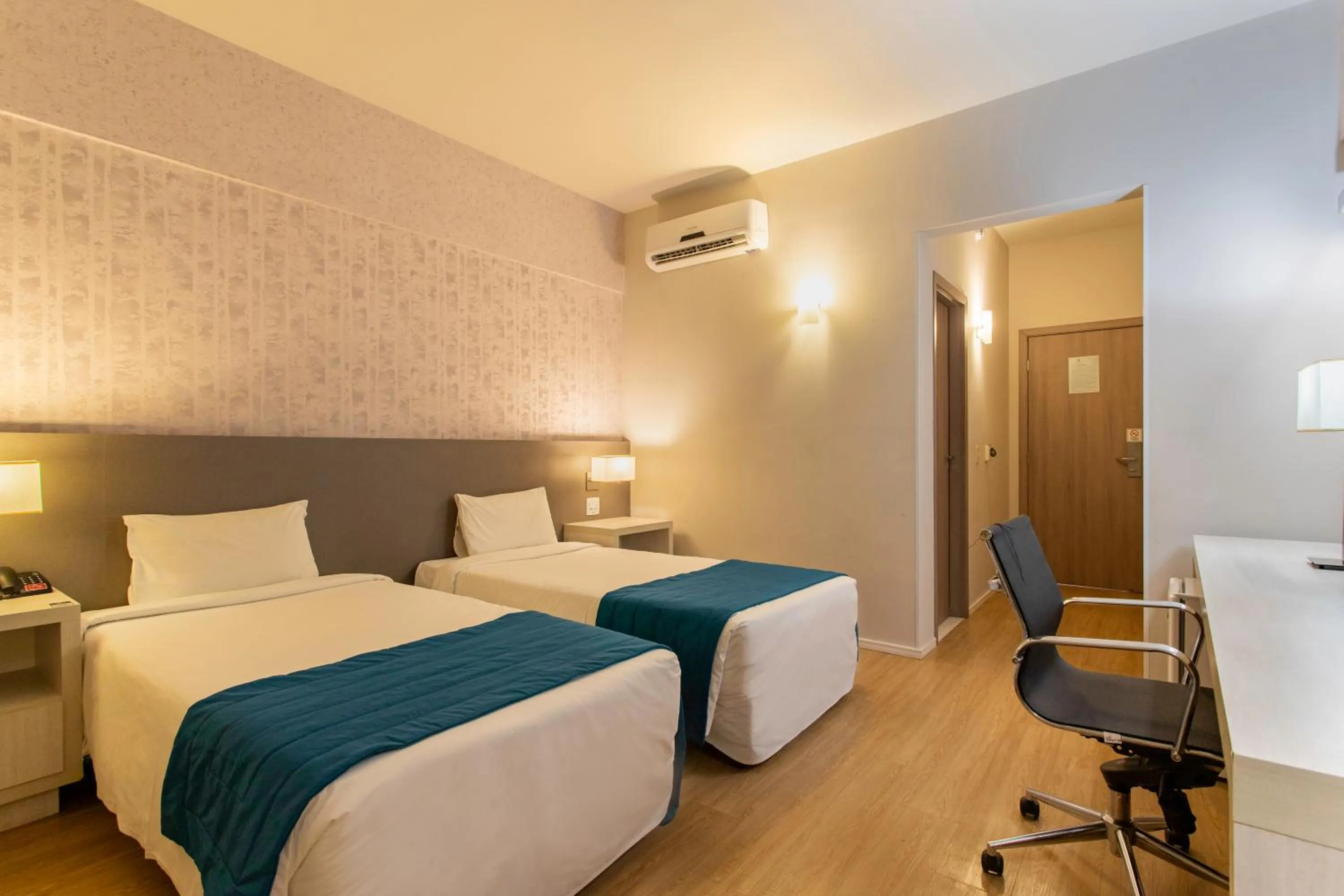 Bed in Suntory Hotel