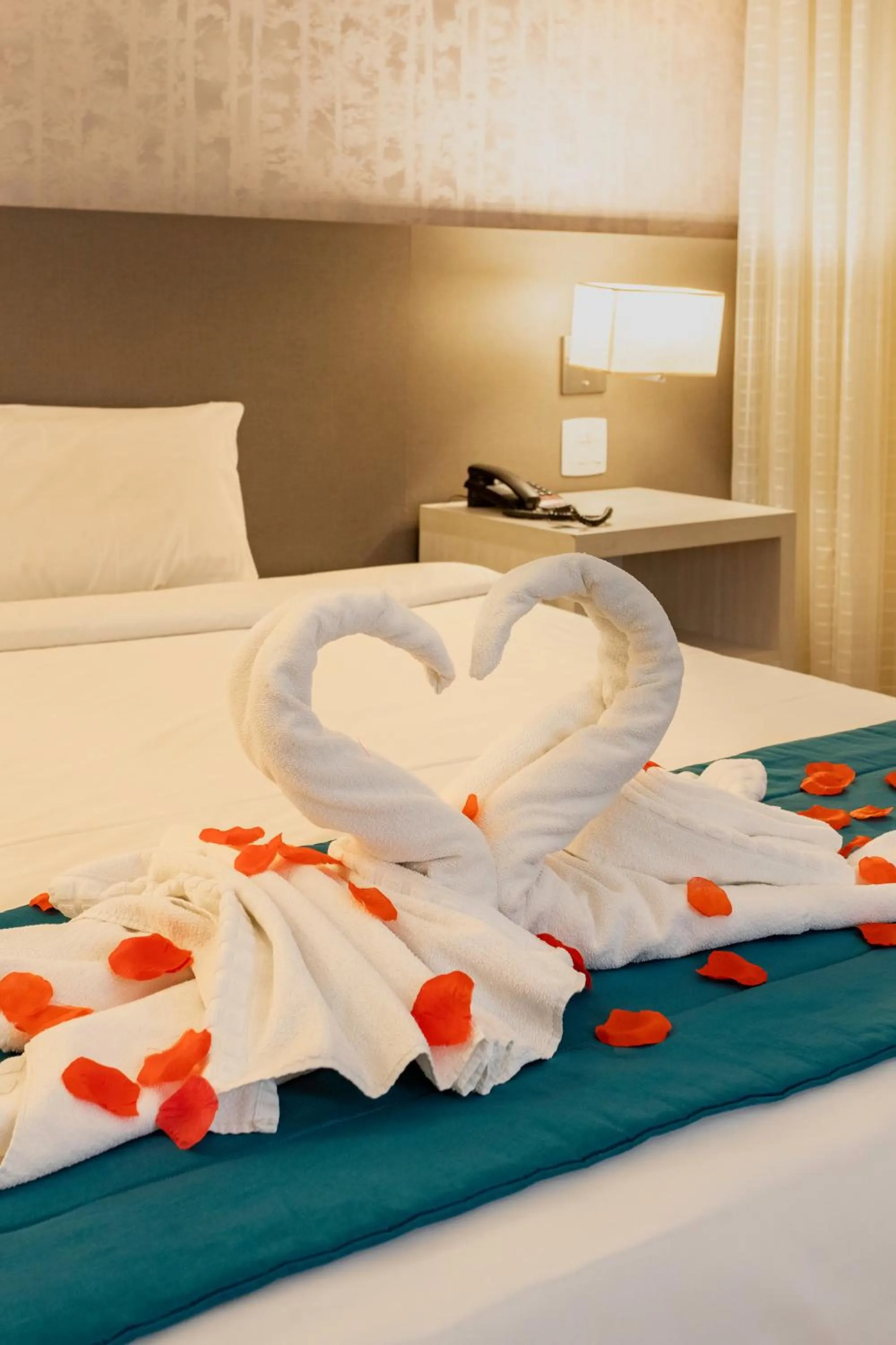 Bed in Suntory Hotel