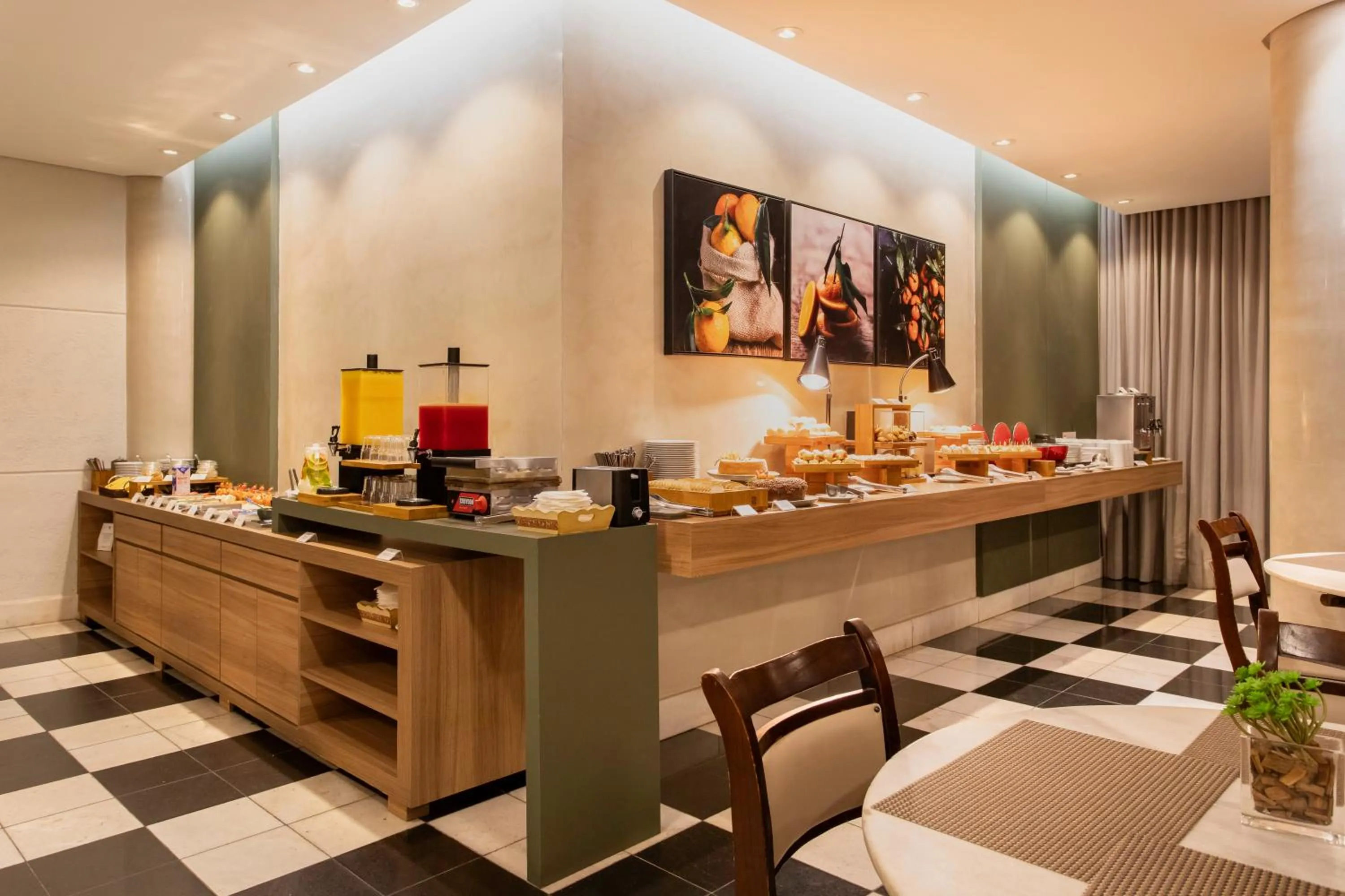 Buffet breakfast in Suntory Hotel