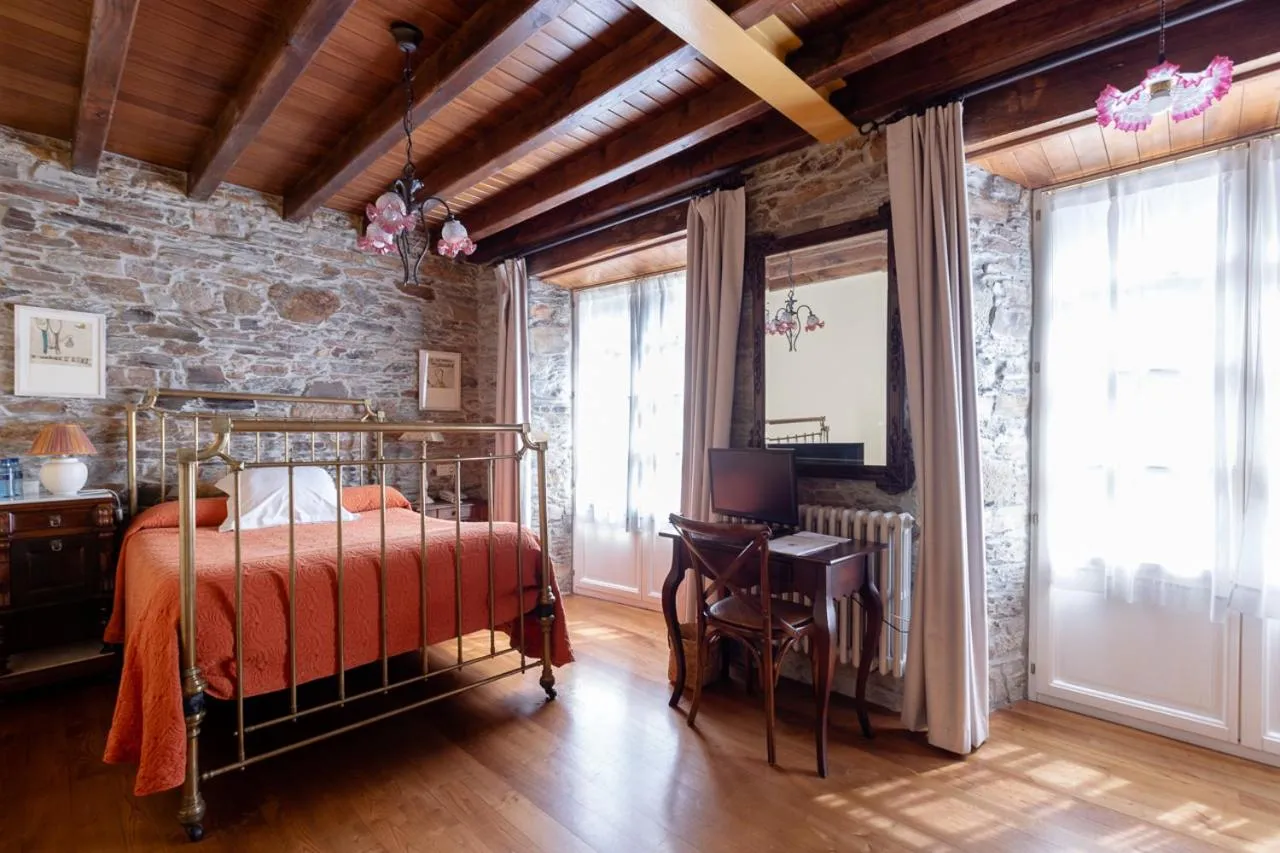 Photo of the whole room in Casa Soto