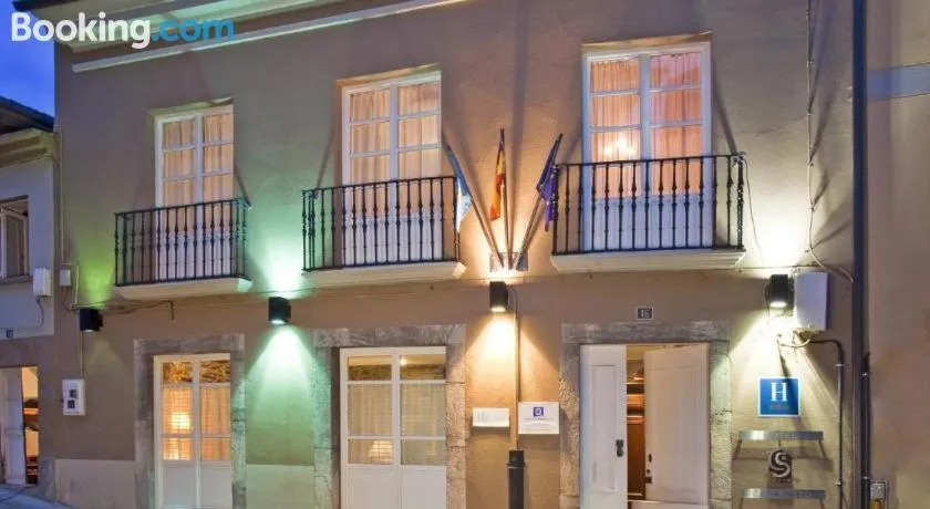 Facade/entrance in Casa Soto