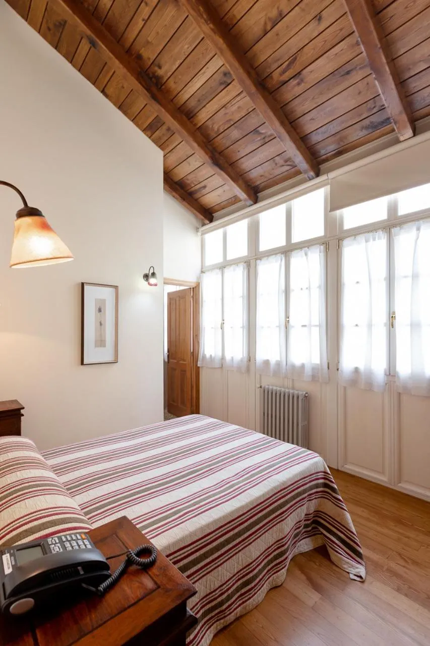 Photo of the whole room in Casa Soto