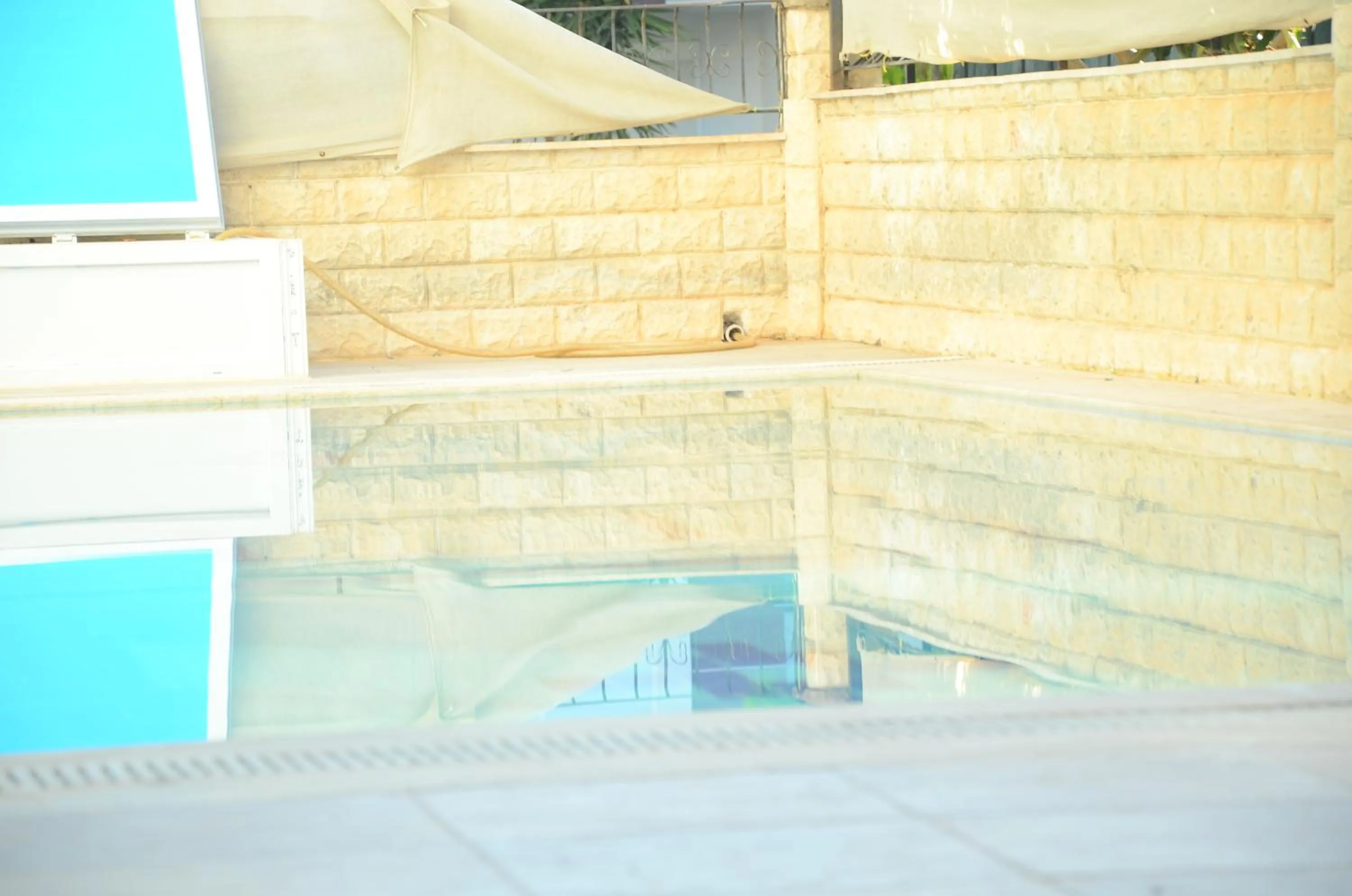 Swimming pool in Vienna Apart Otel