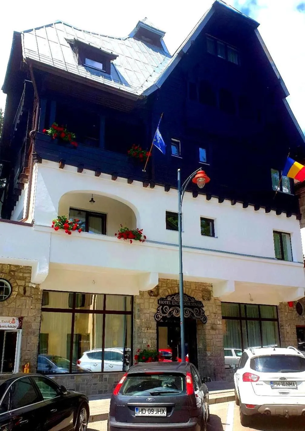 Facade/entrance in Excelsior Boutique Hotel Sinaia