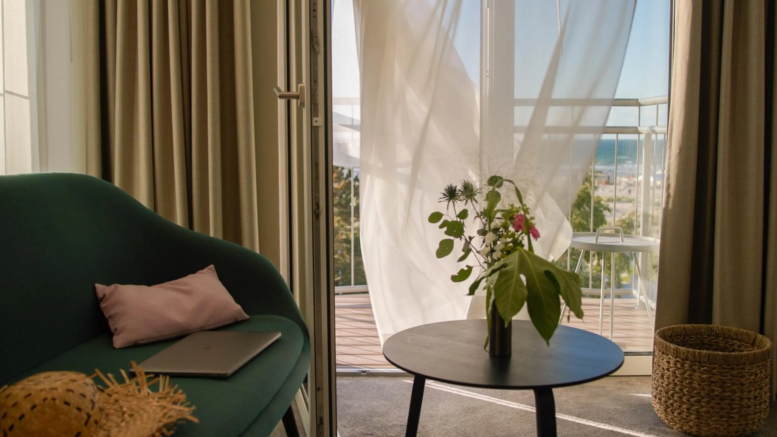 room service in Baltic Hideaways Beach Hotel Warnemünde