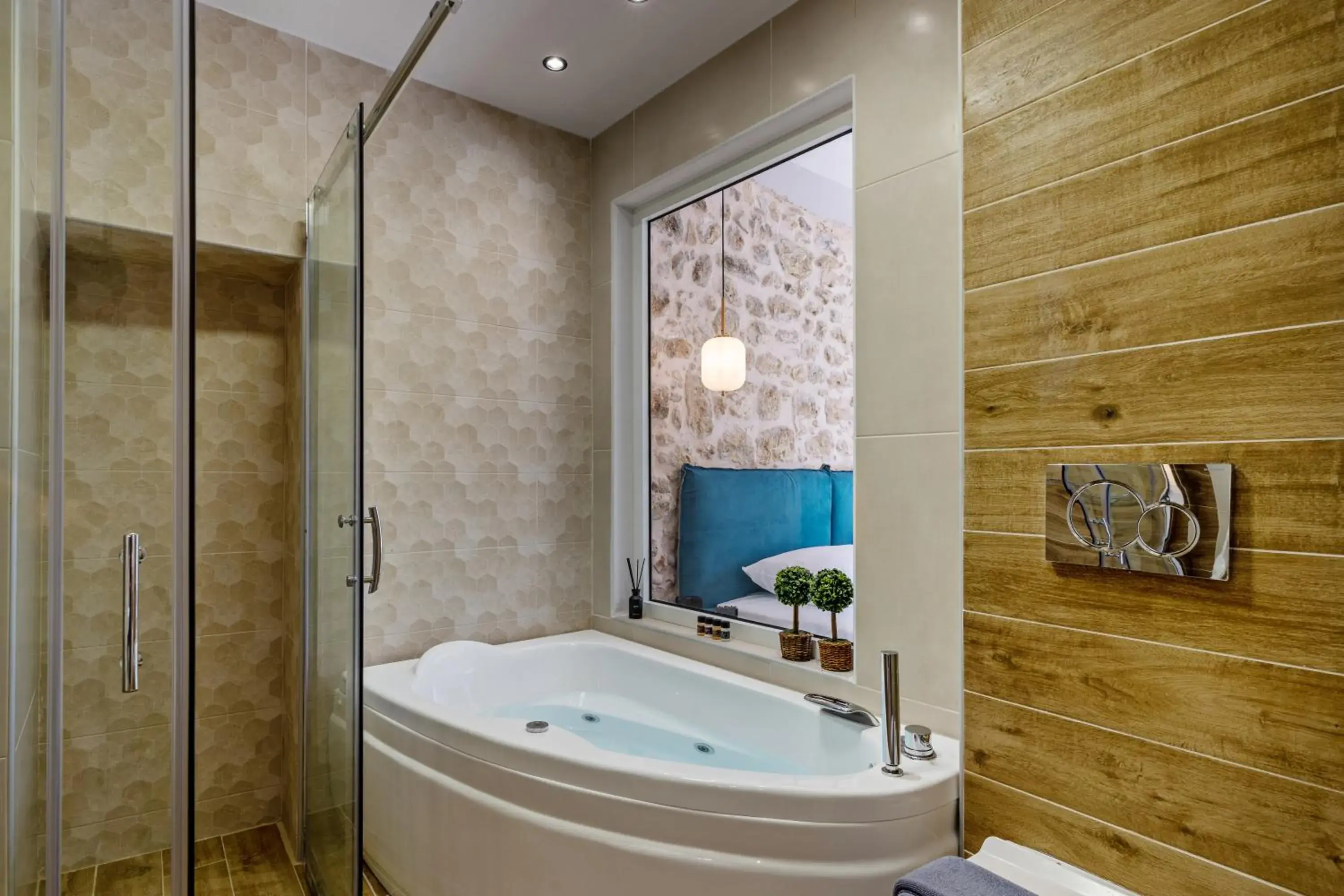King Suite with Spa Bath in Erotokritos City Luxury Suites King Suite with Spa Bath in Erotokritos City Luxury Suites
