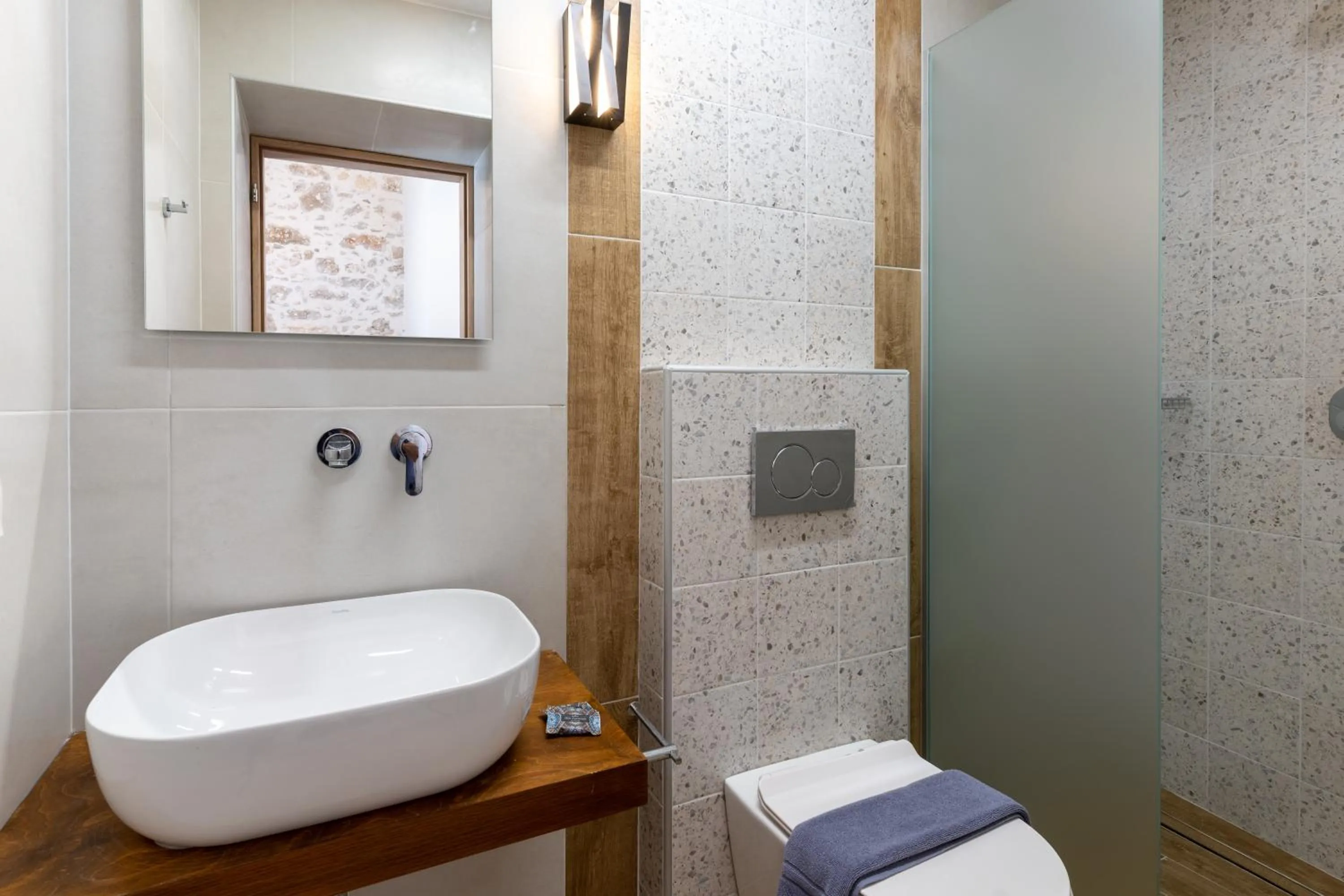 Shower in Erotokritos City Luxury Suites