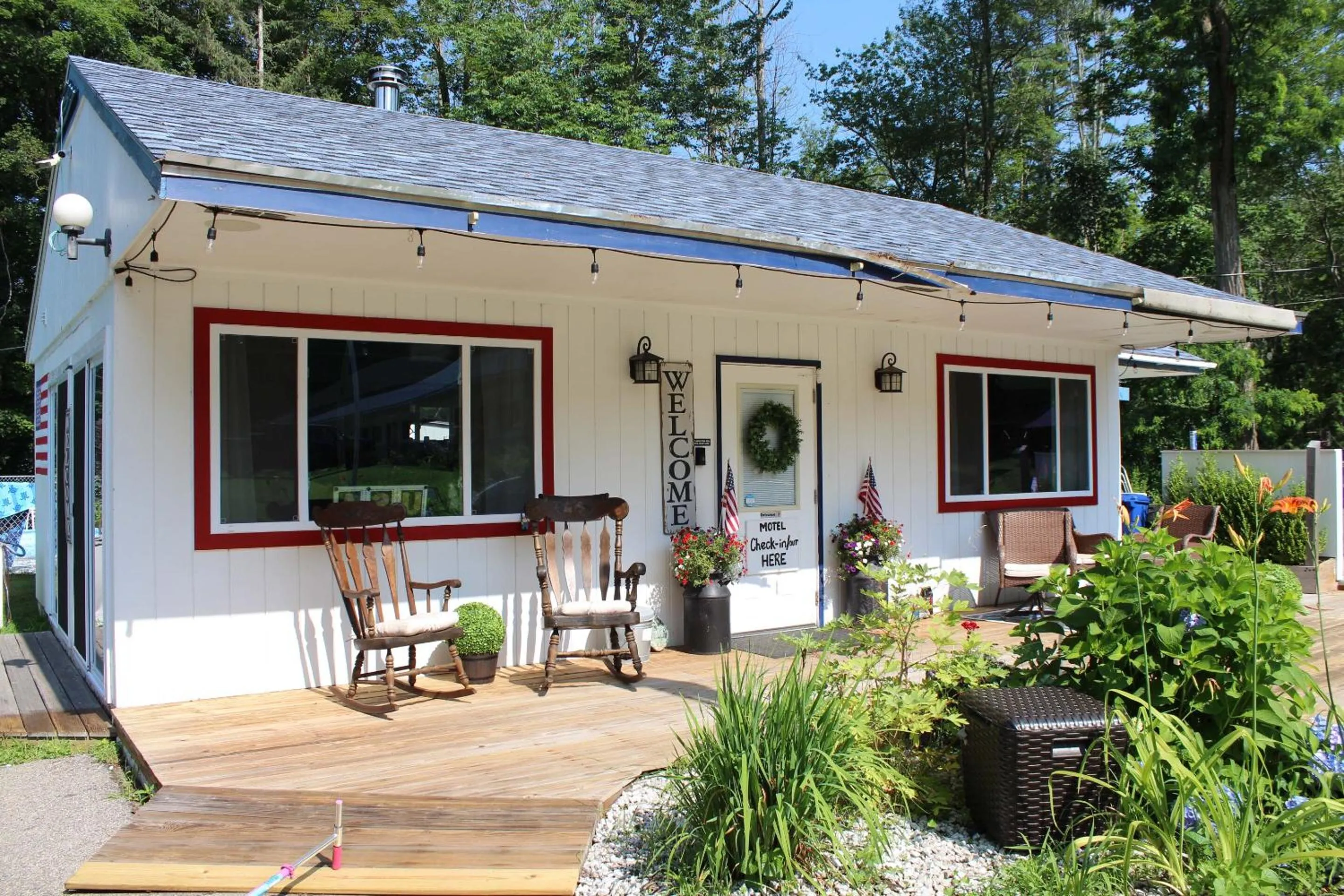 Food and drinks in Yankee Trail Motel
