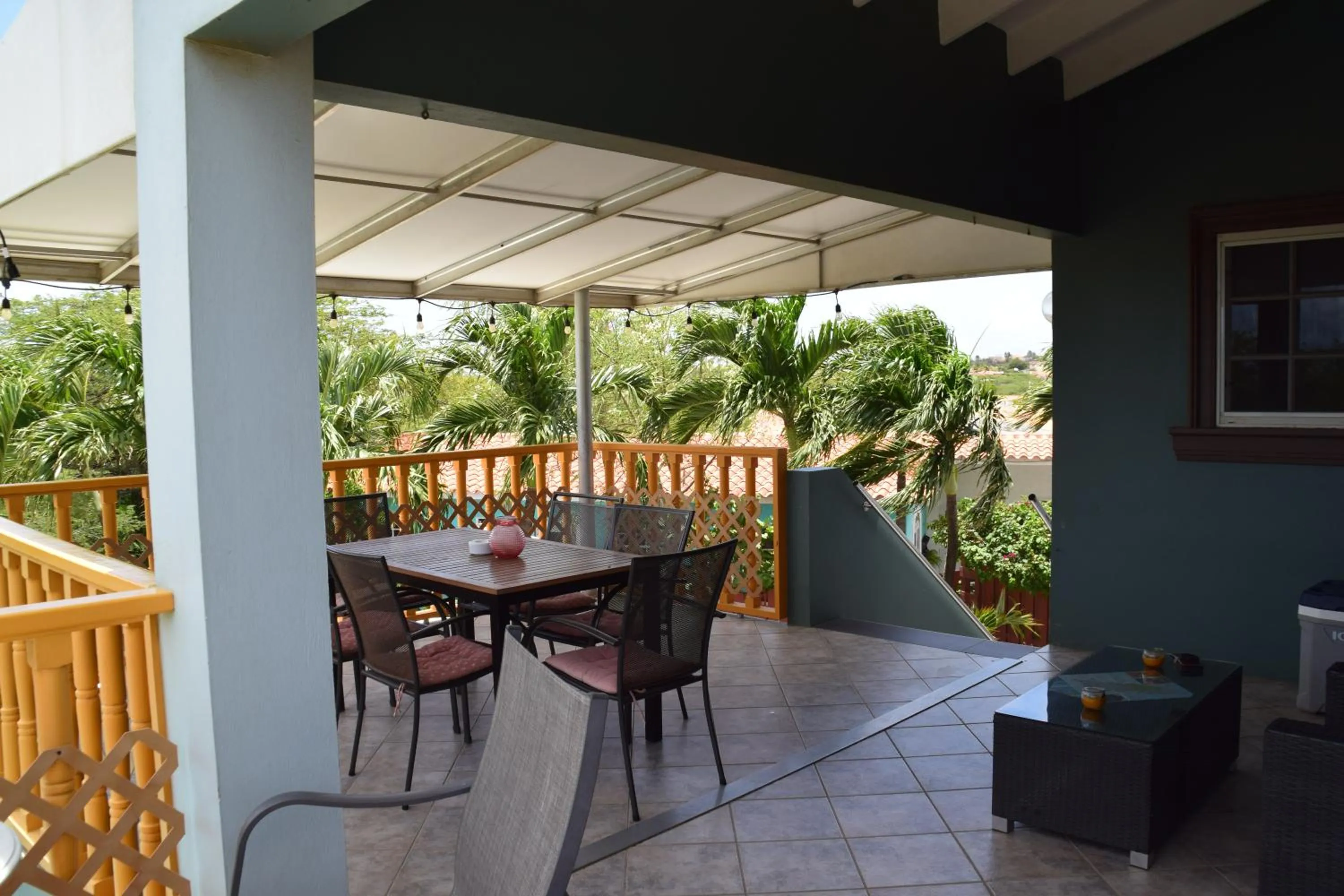 Balcony/Terrace in La Felicidad Aruba