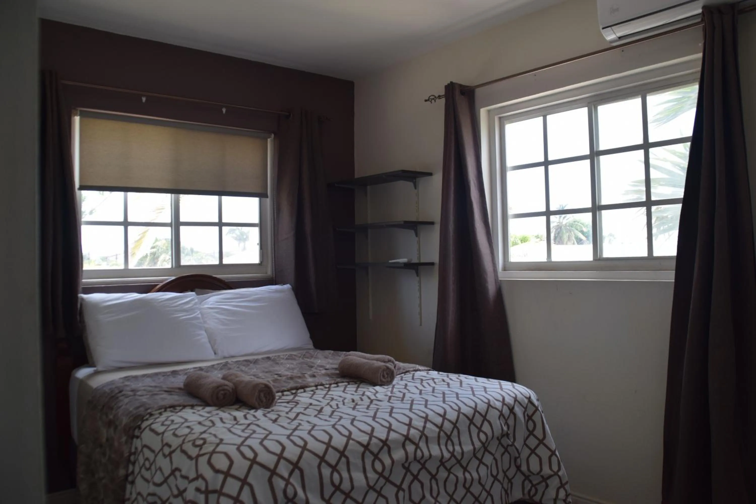 Bedroom, Bed in La Felicidad Aruba