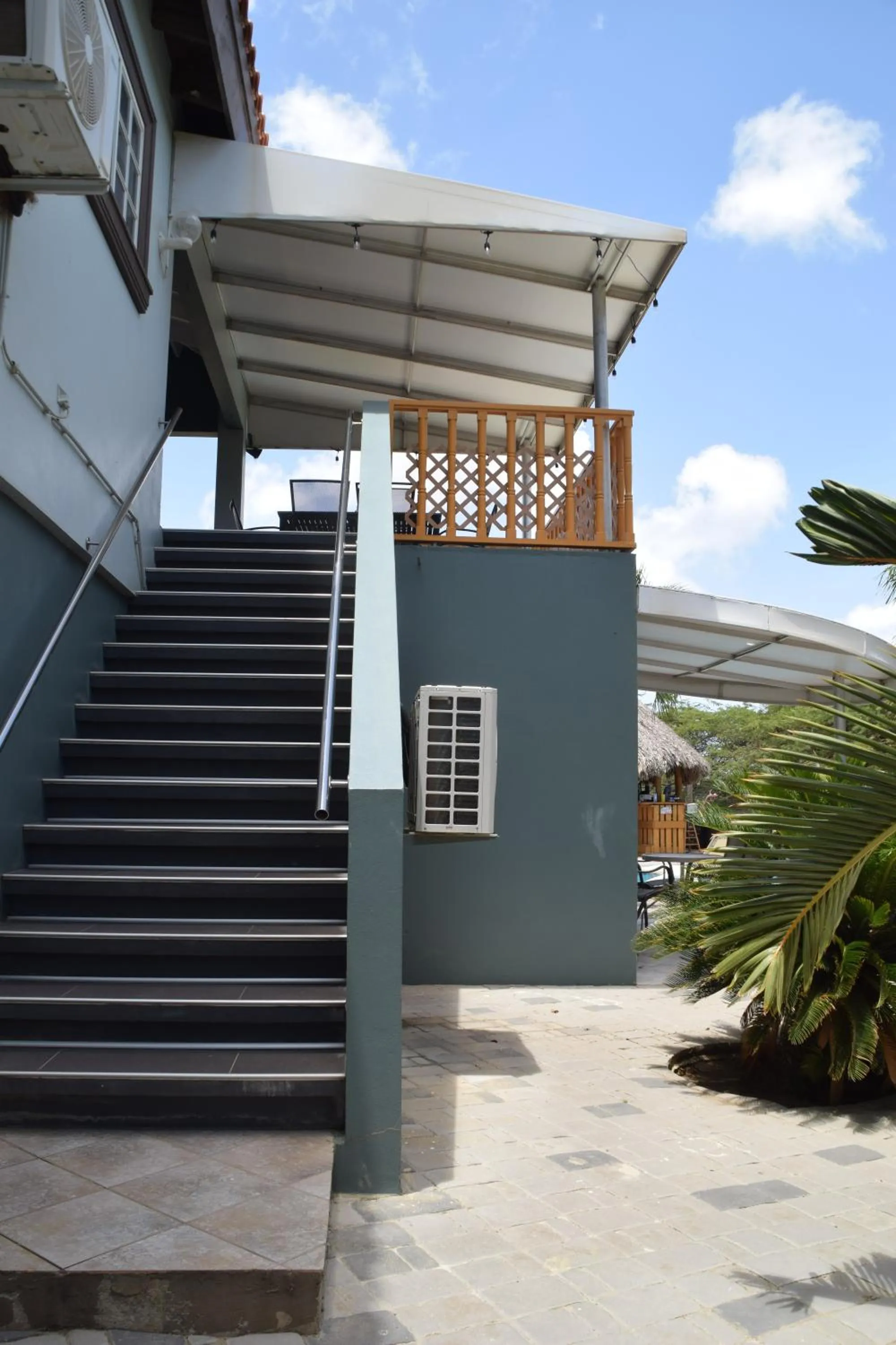 Property building in La Felicidad Aruba