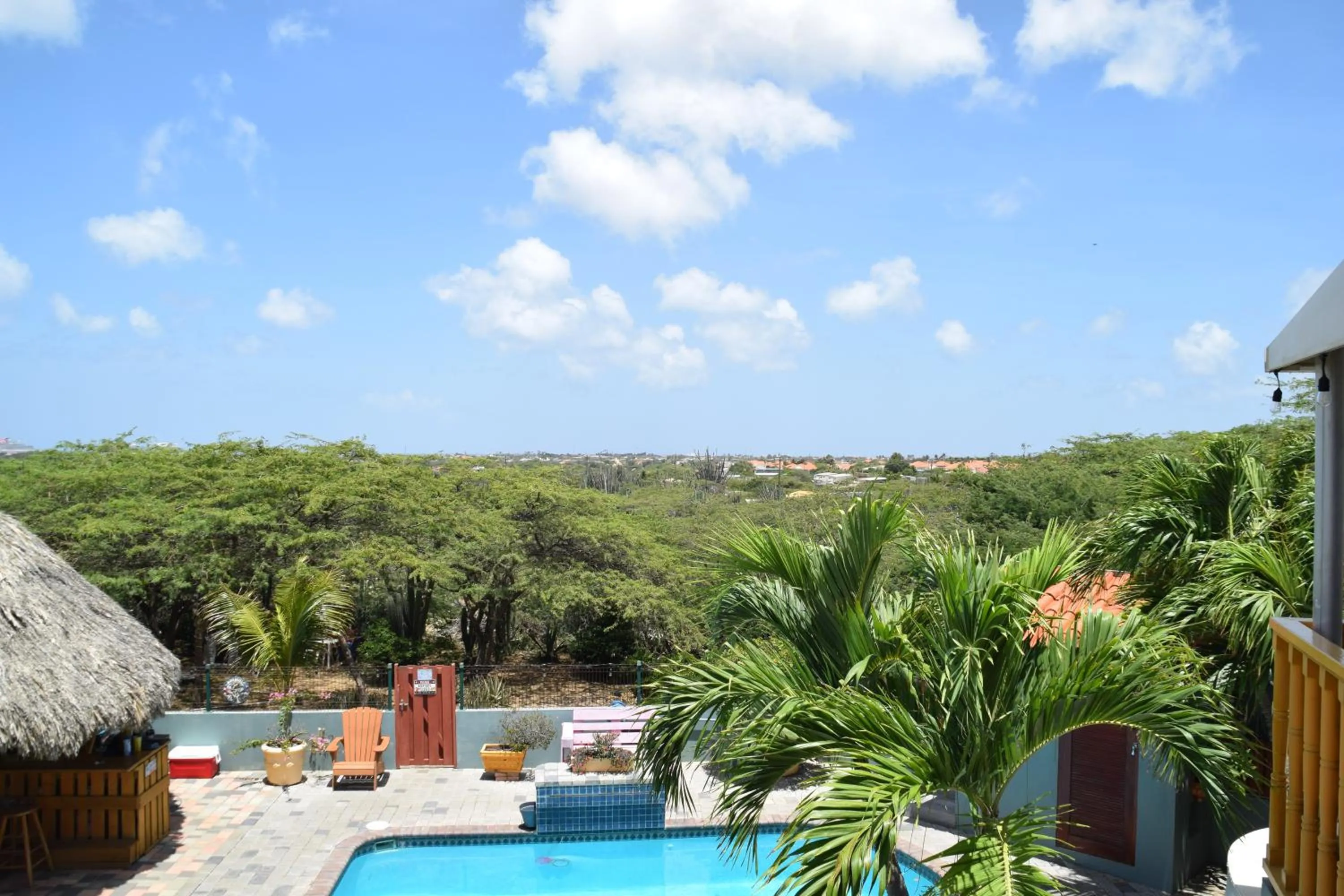 Pool view in La Felicidad Aruba