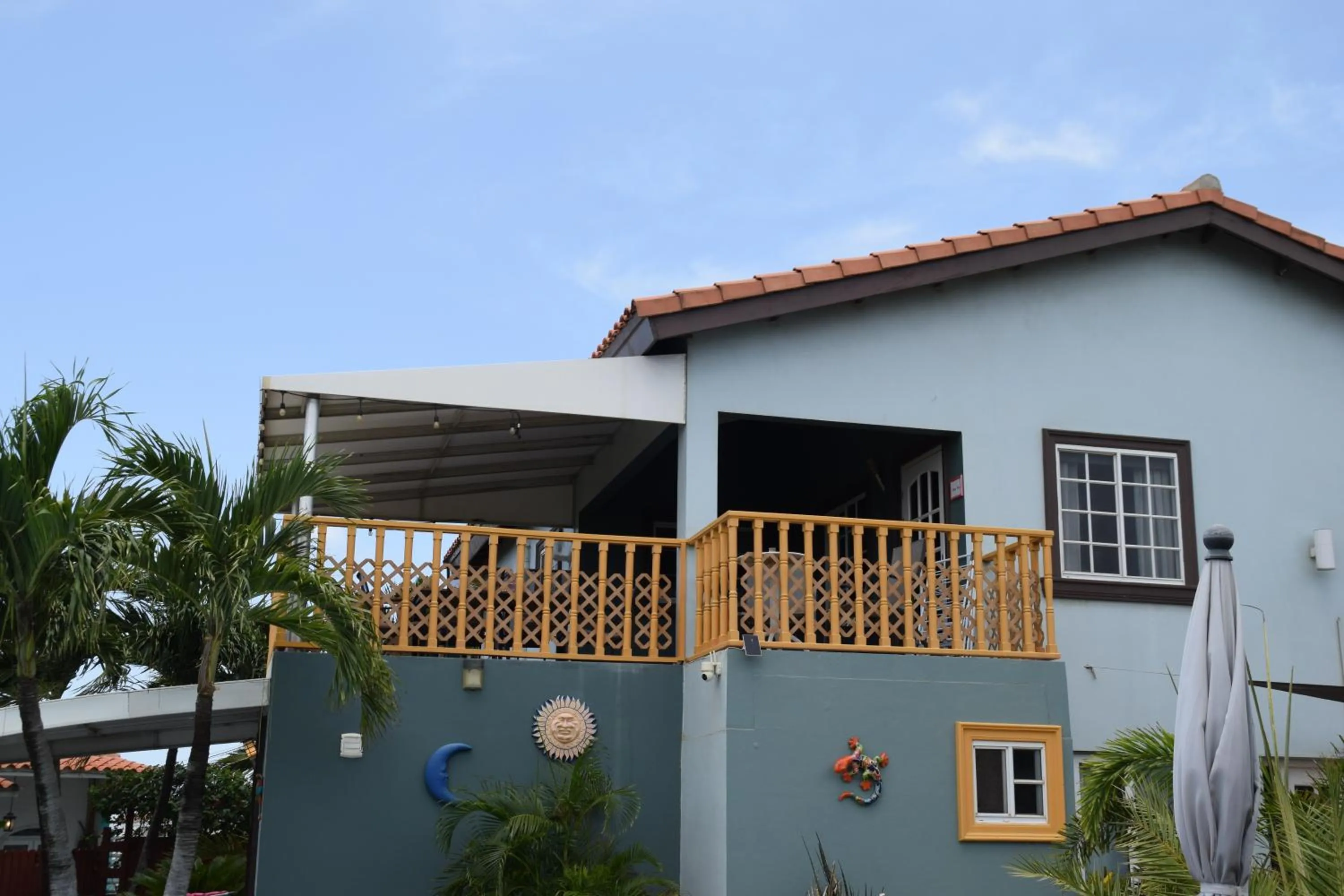 Property building in La Felicidad Aruba