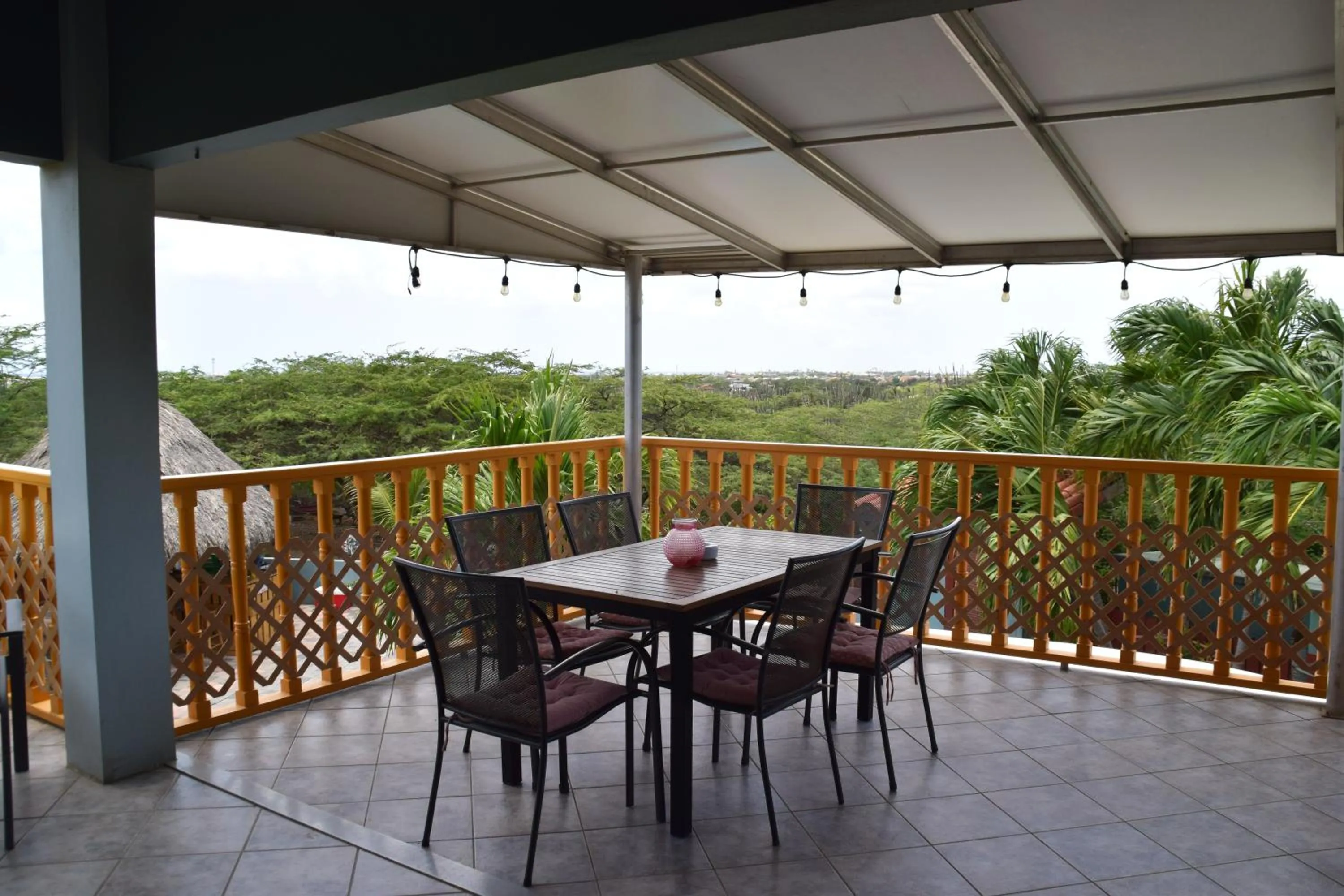 Balcony/Terrace in La Felicidad Aruba