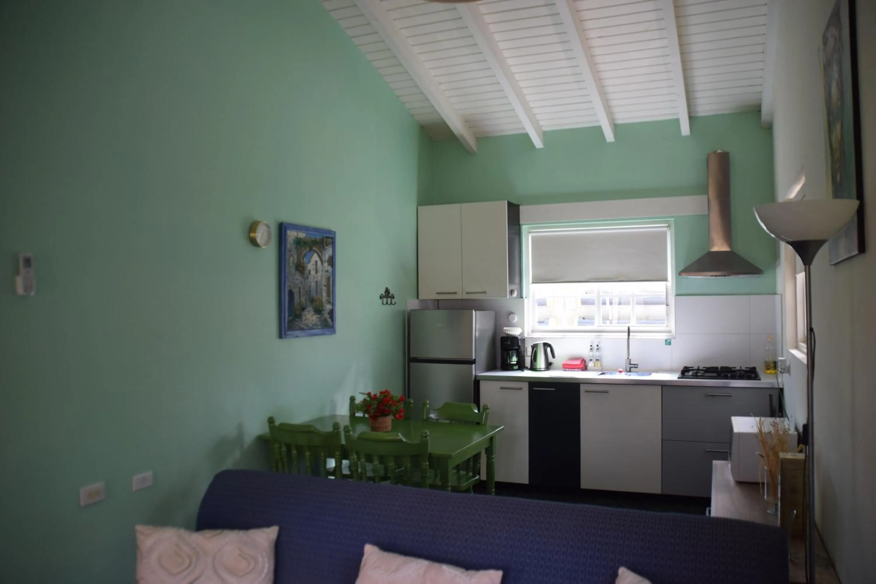 Kitchen or kitchenette in La Felicidad Aruba