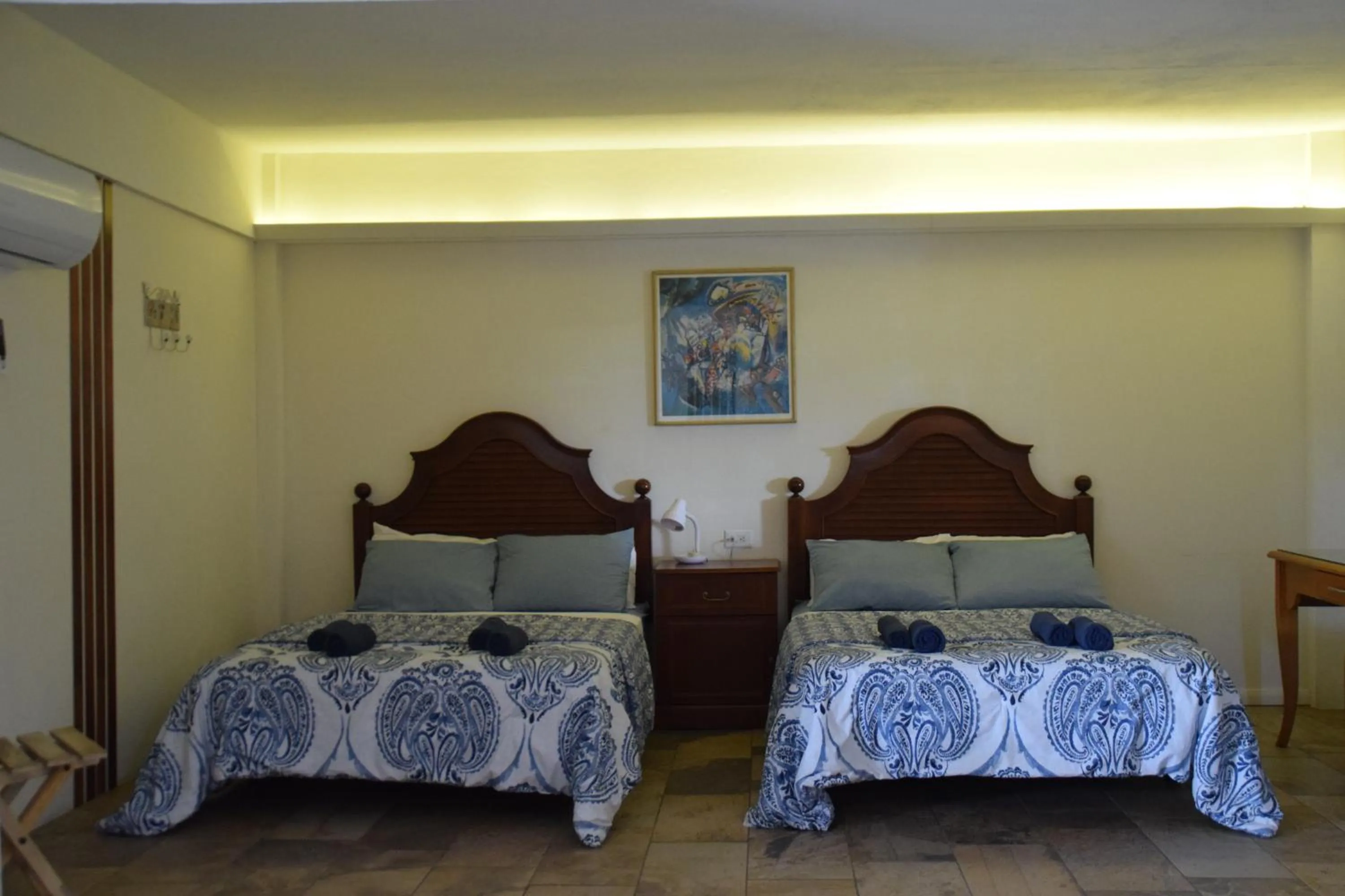 Bed in La Felicidad Aruba