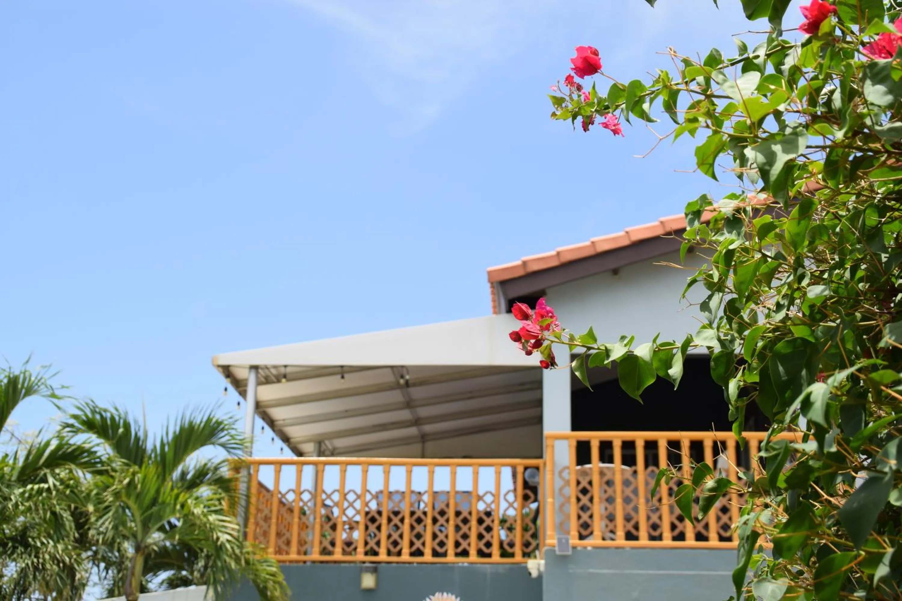 Balcony/Terrace in La Felicidad Aruba