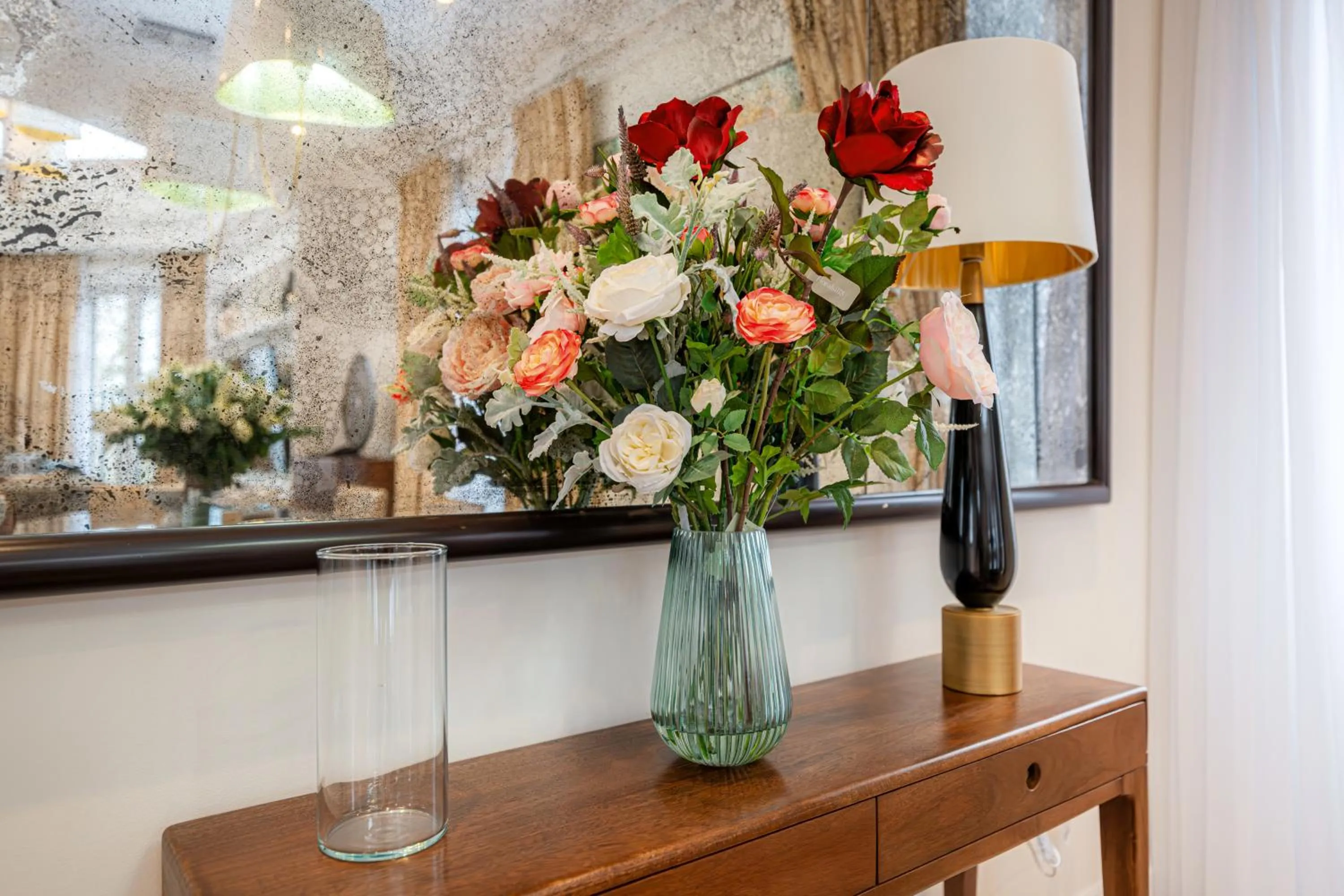 Decorative detail in Fountain House Apartments - London