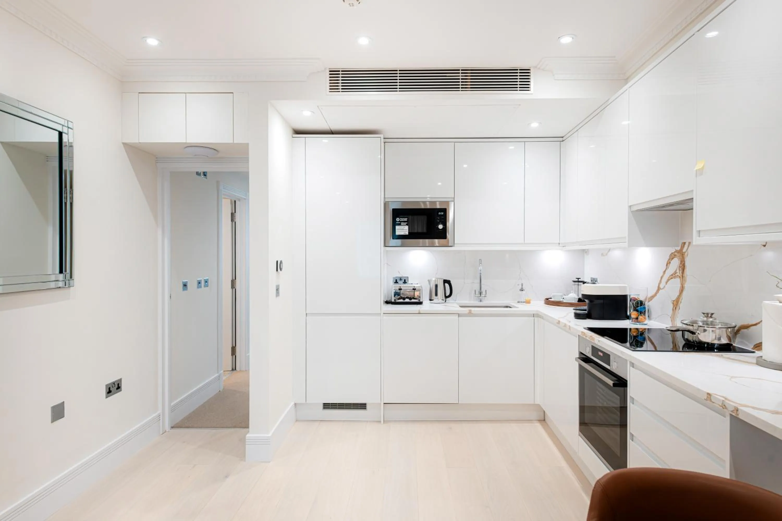 Kitchen or kitchenette in Fountain House Apartments - London