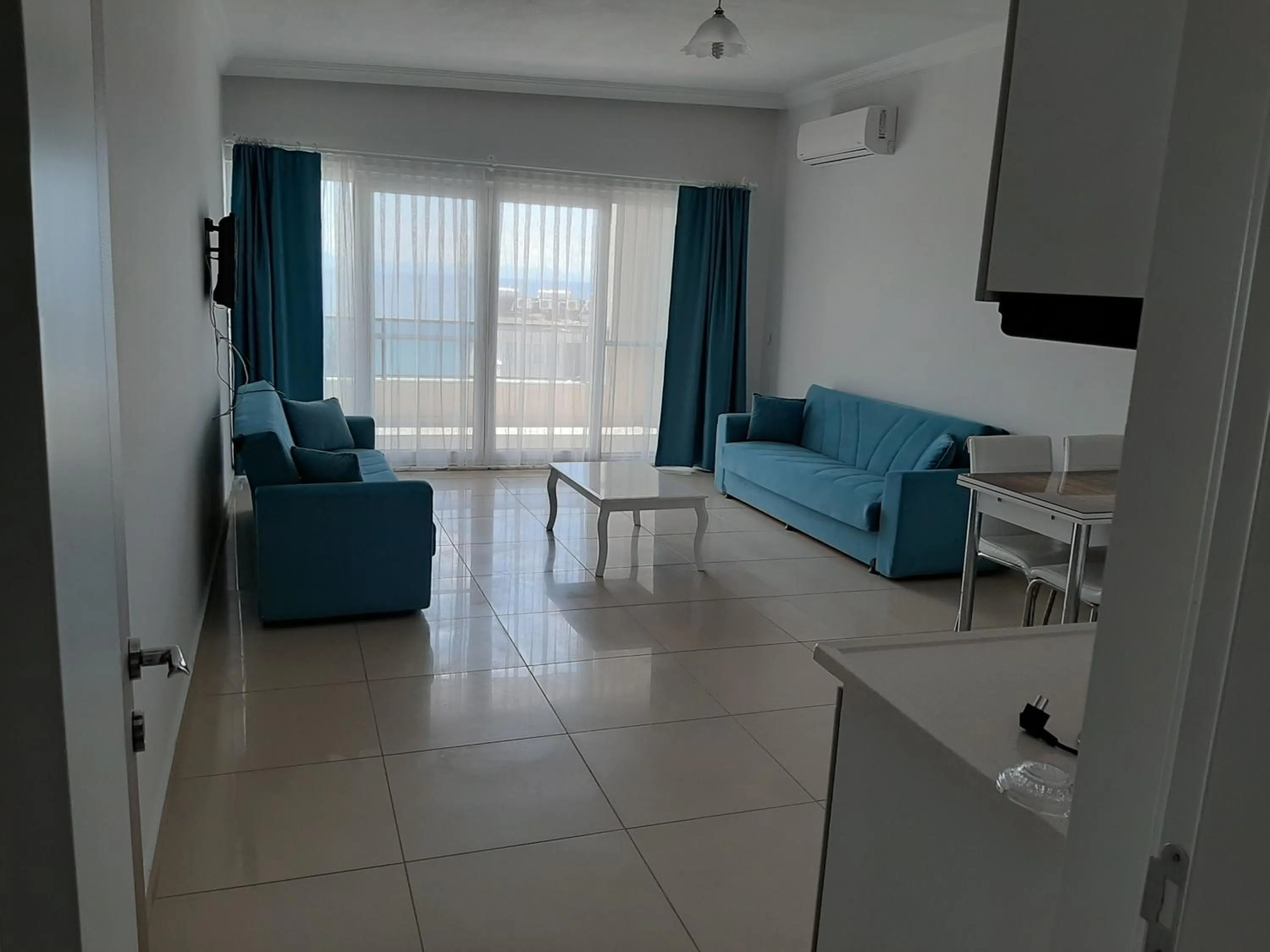 TV and multimedia in Antioch Apart Otel