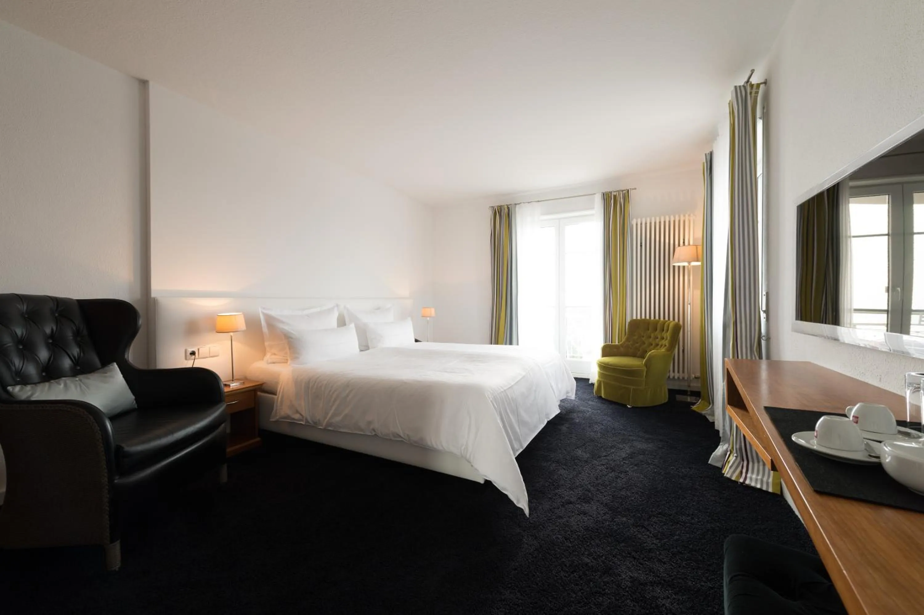 Photo of the whole room, Bed in Hotel Villa Seeschau - Adults only