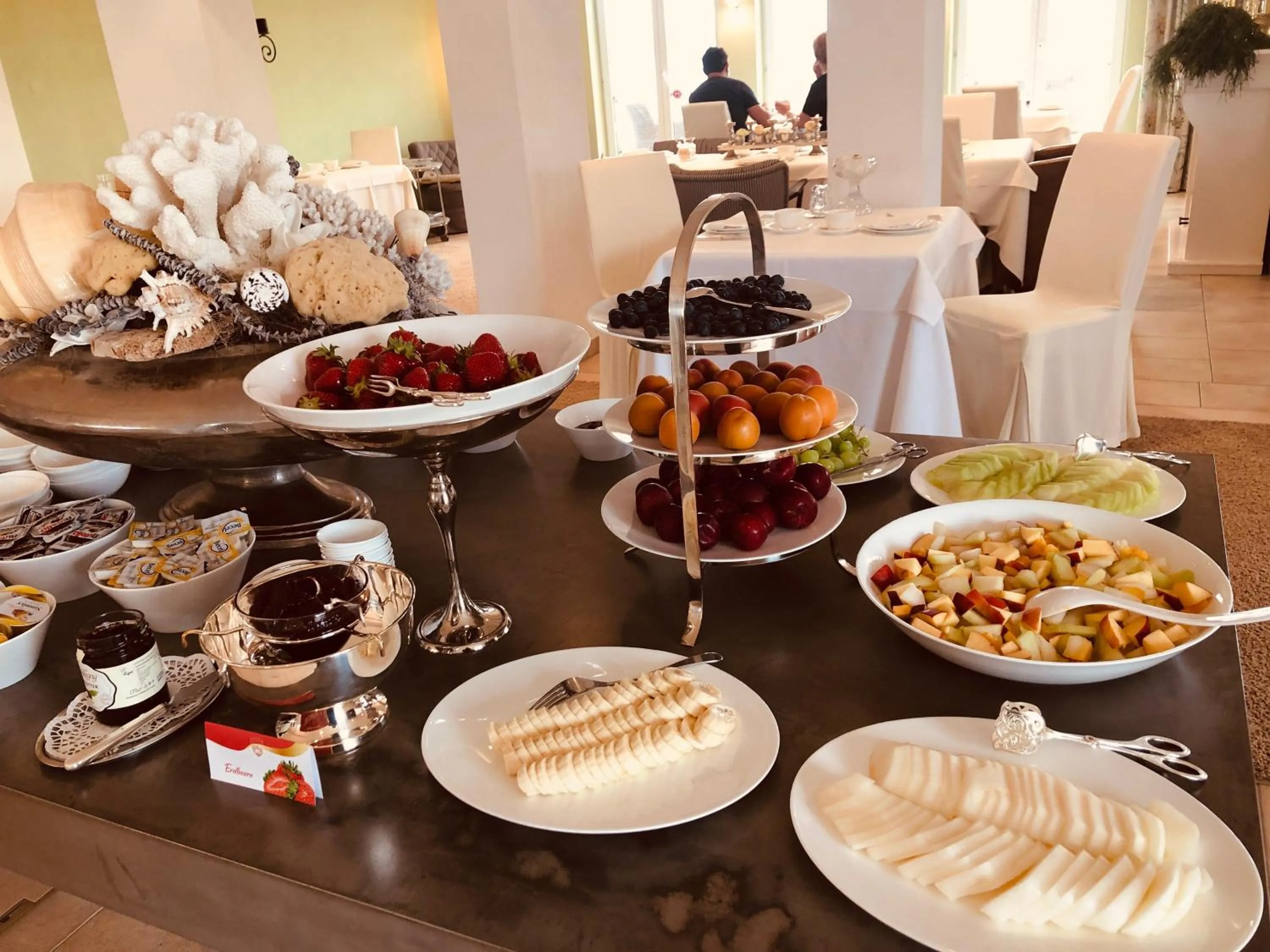 Buffet breakfast in Hotel Villa Seeschau - Adults only