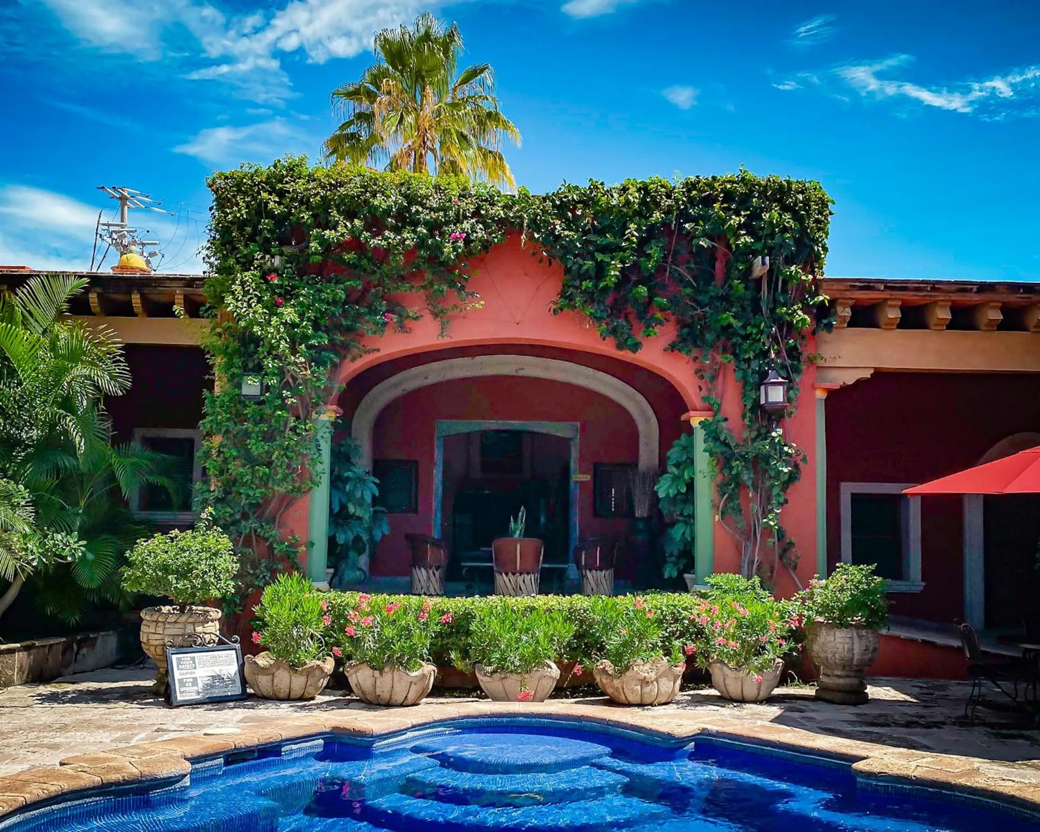 Property building in Hacienda de los Santos