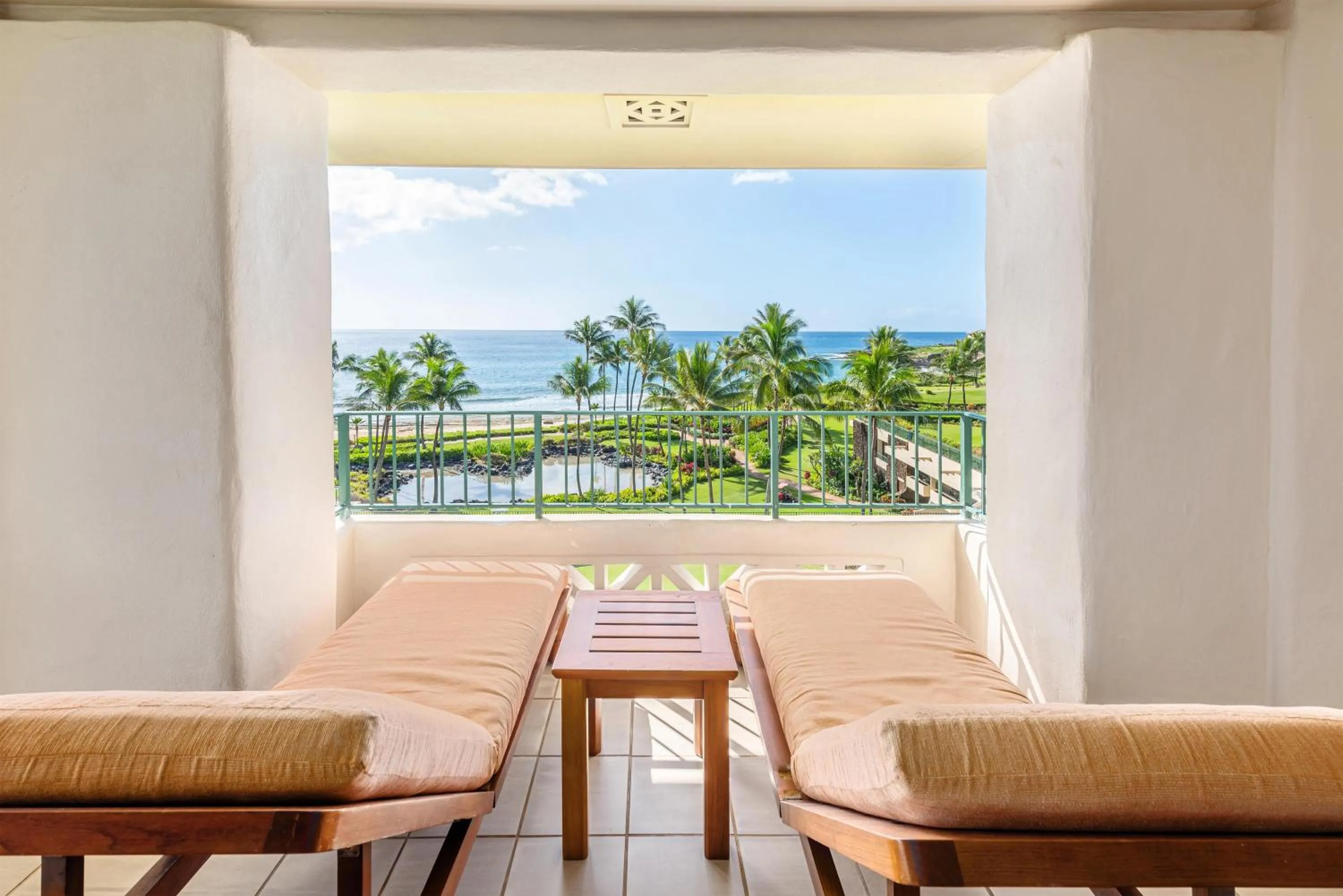 Photo of the whole room in Grand Hyatt Kauai Resort & Spa