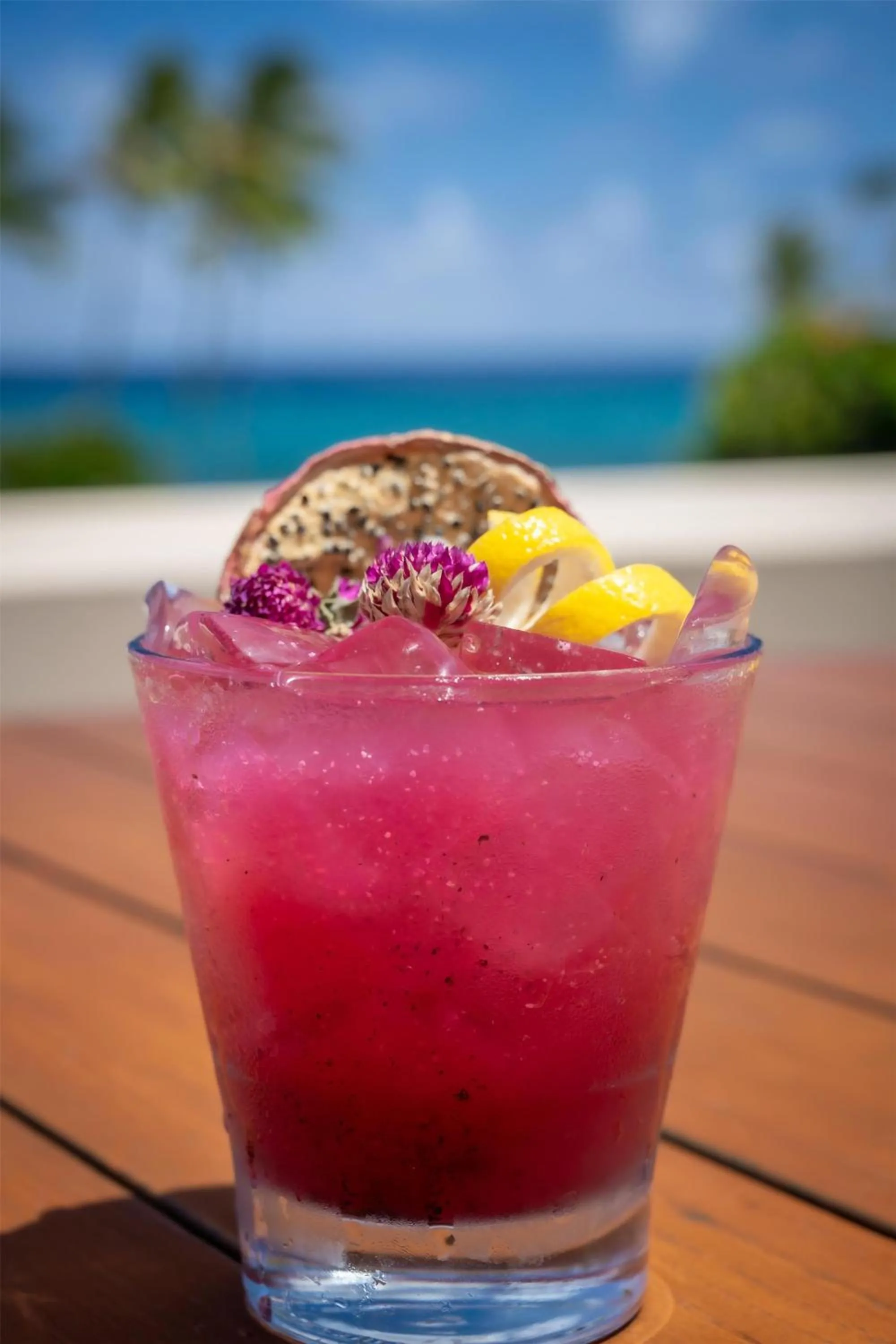 Lounge or bar in Grand Hyatt Kauai Resort & Spa