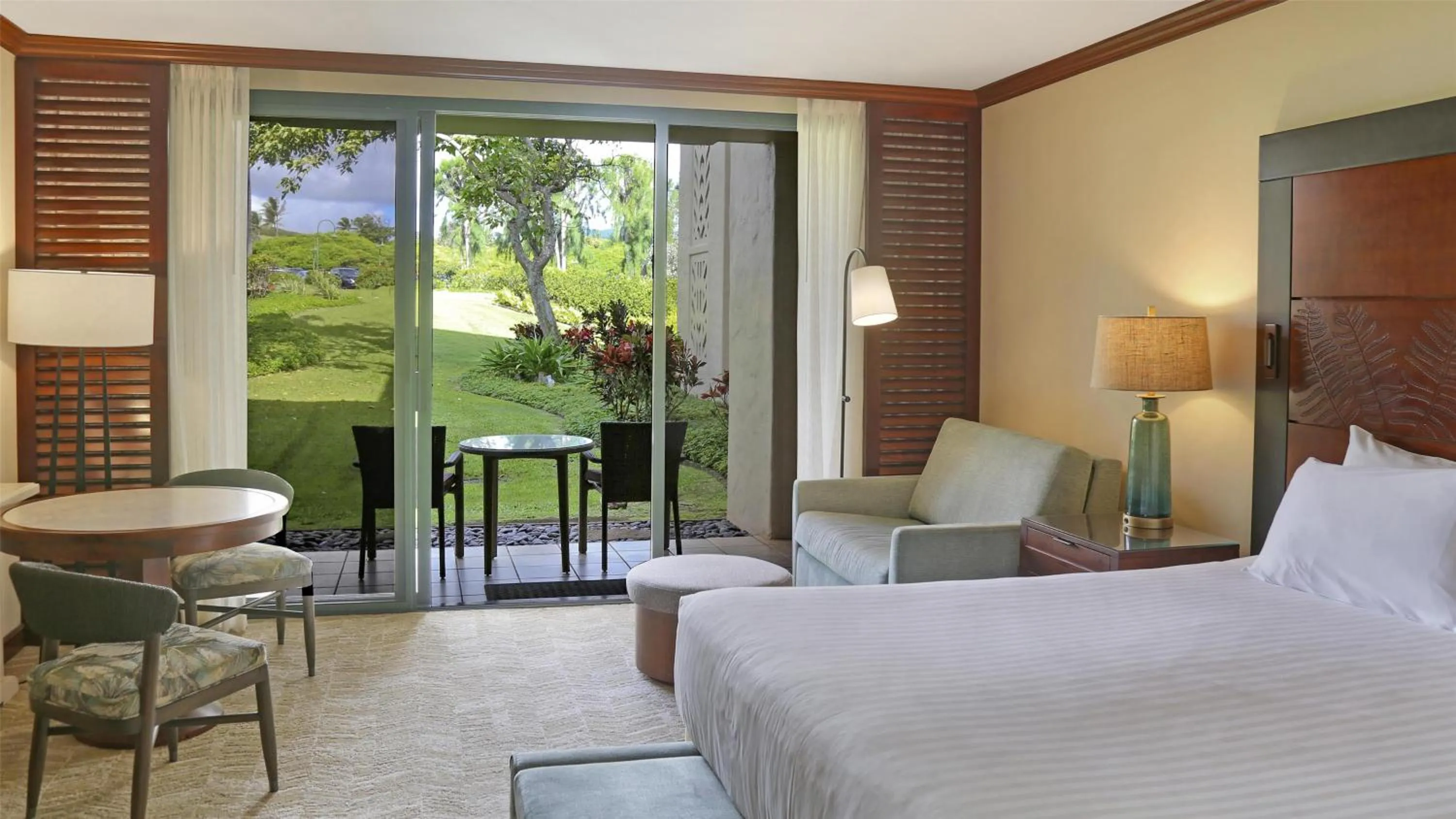 Bedroom, Bed in Grand Hyatt Kauai Resort & Spa