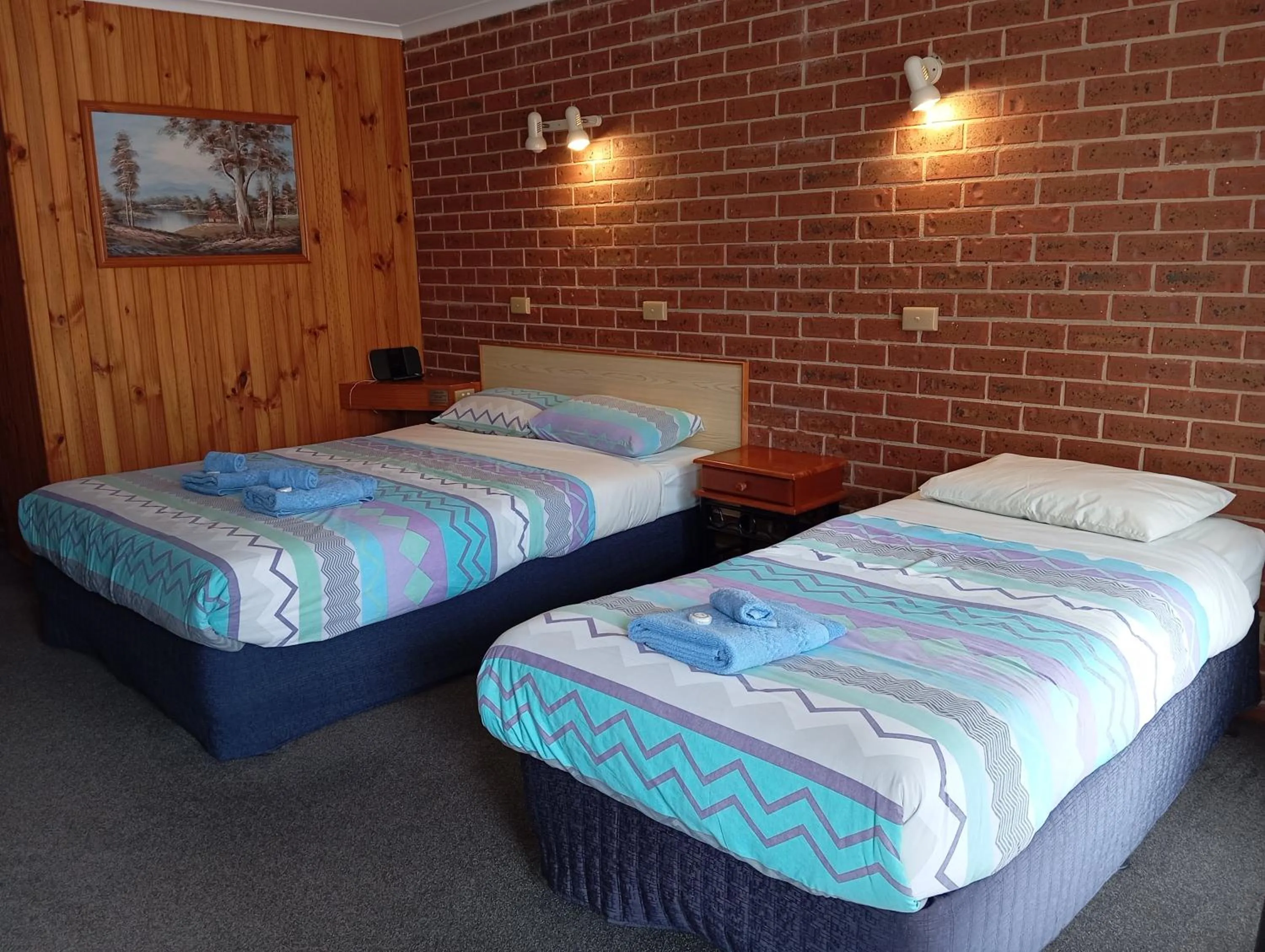 Bed in Orbost Country Road Motor Inn