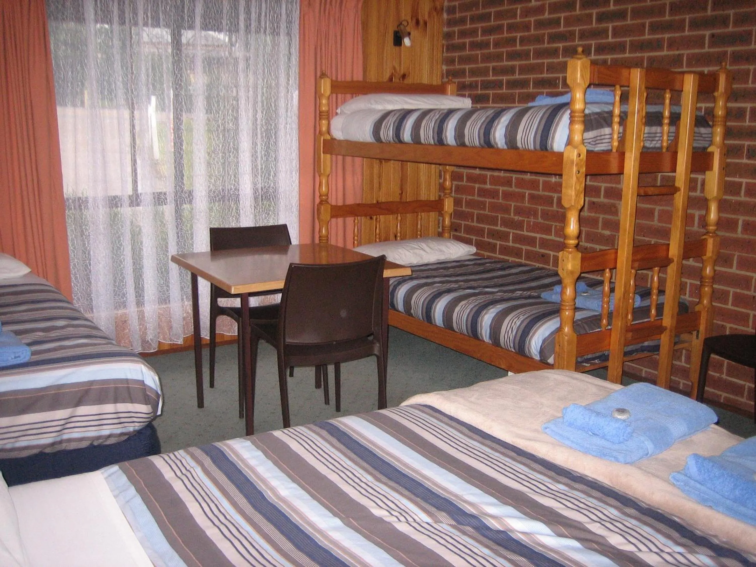 Bedroom, Bed in Orbost Country Road Motor Inn