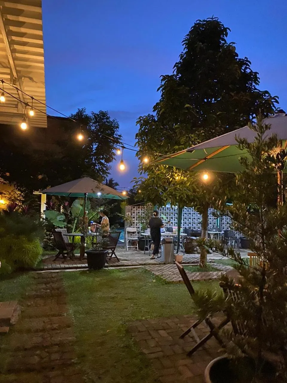 Garden view in Embay House & Private Pool