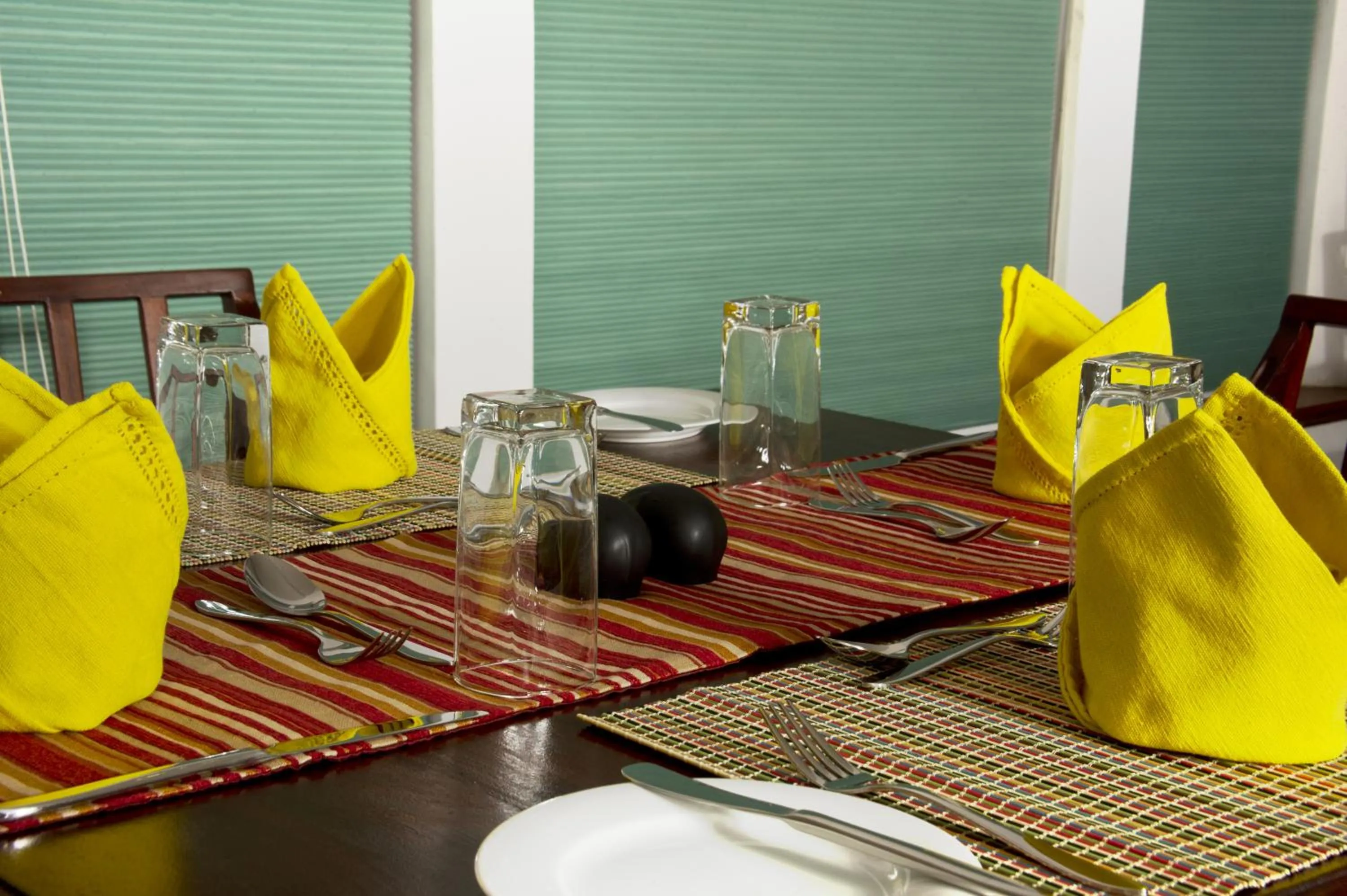 Restaurant/places to eat in The Elephant Stables