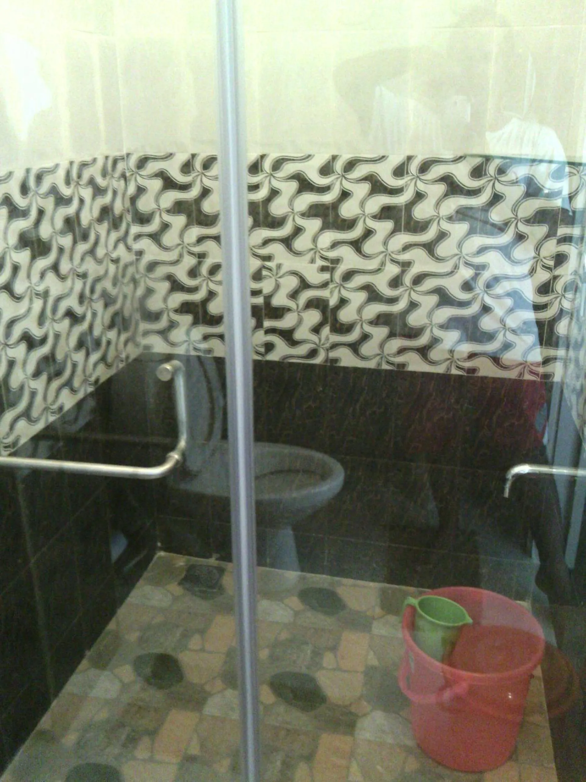 Bathroom in Nathans Holiday Home