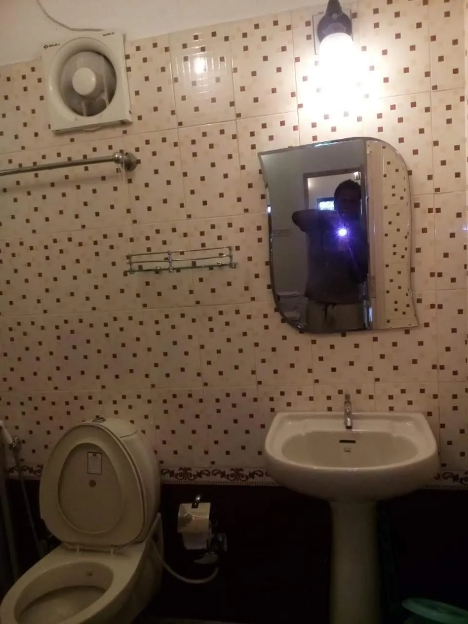 Bathroom in Nathans Holiday Home