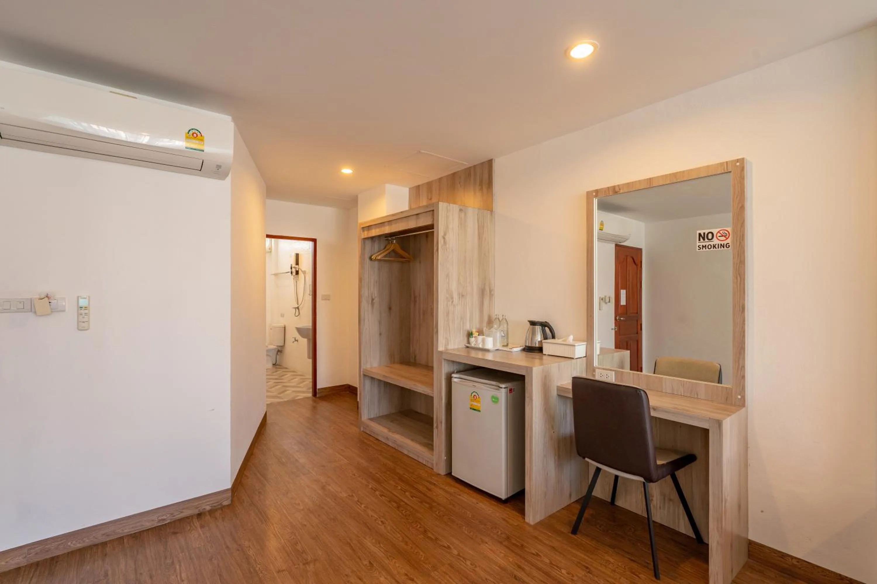 Photo of the whole room in B House Chiang Mai Thailand