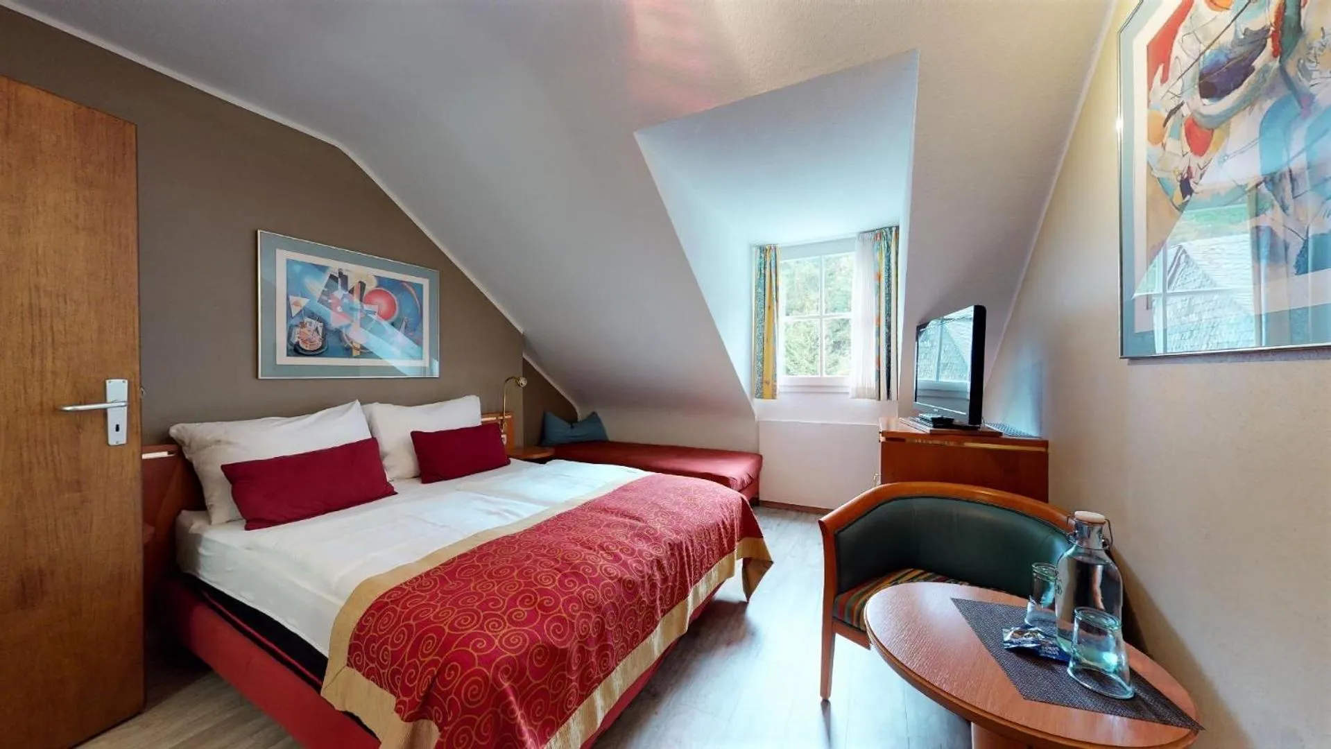 Bed in Hotel Alt Montjoie