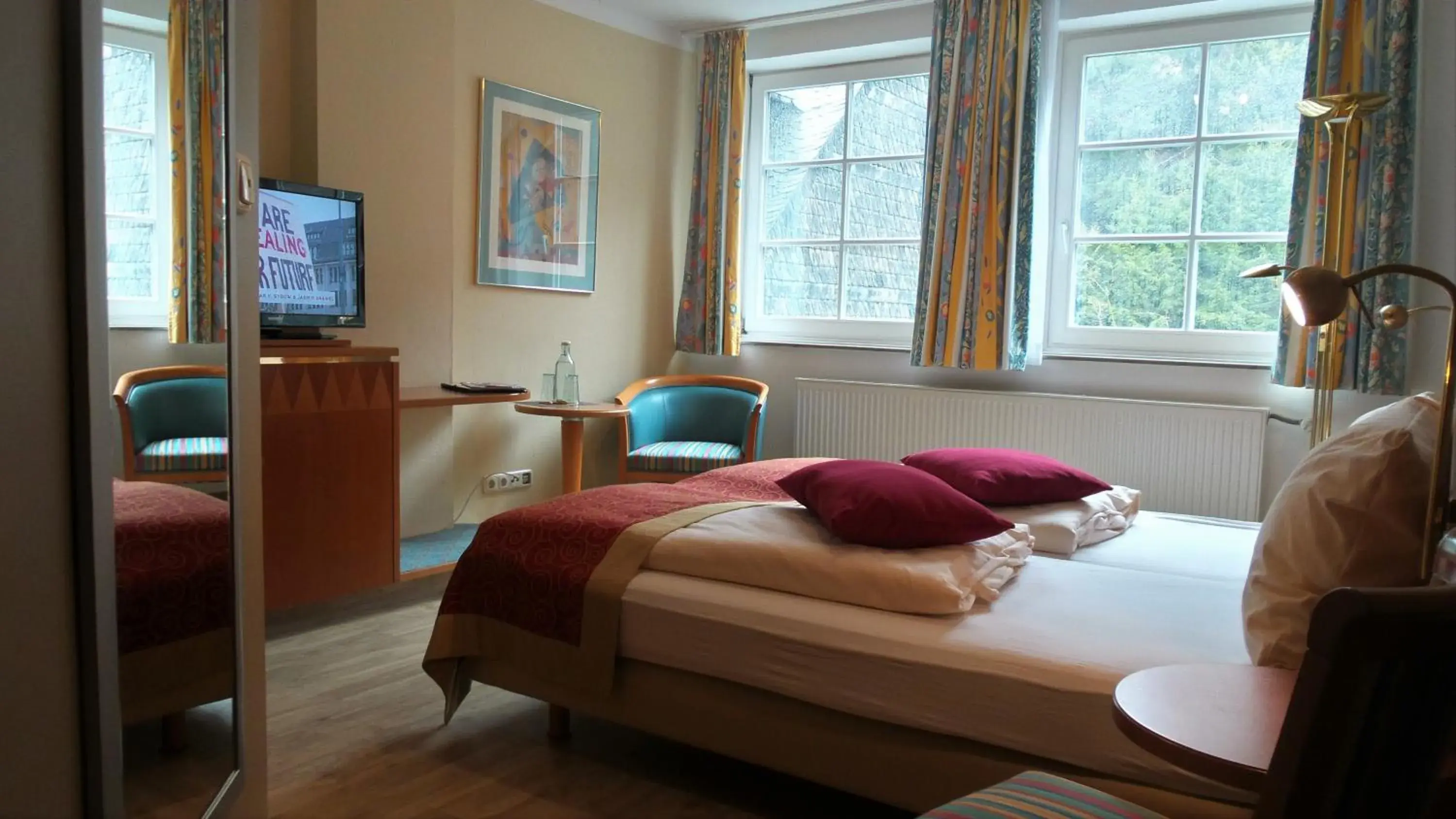 Superior Double Room - single occupancy in Hotel Alt Montjoie Superior Double Room - single occupancy in Hotel Alt Montjoie