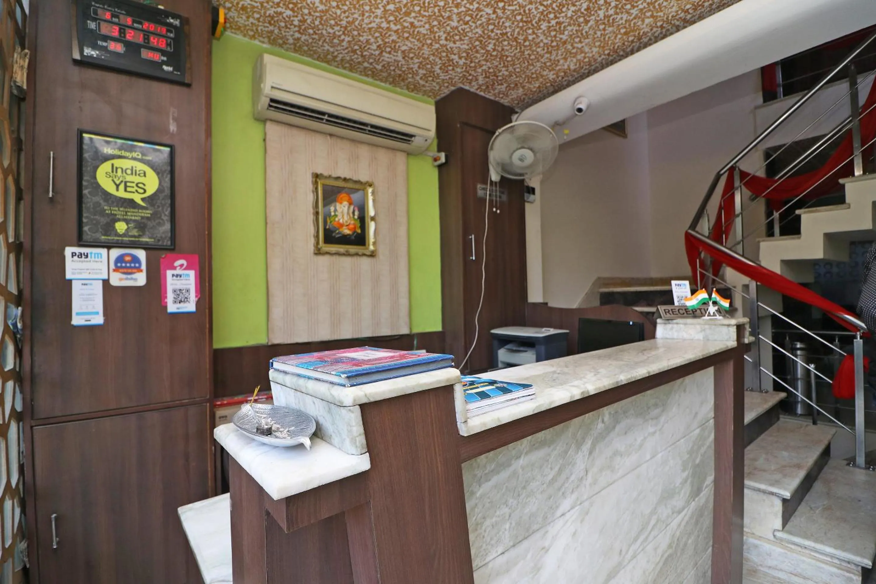 Lobby or reception in Hotel Mandiram