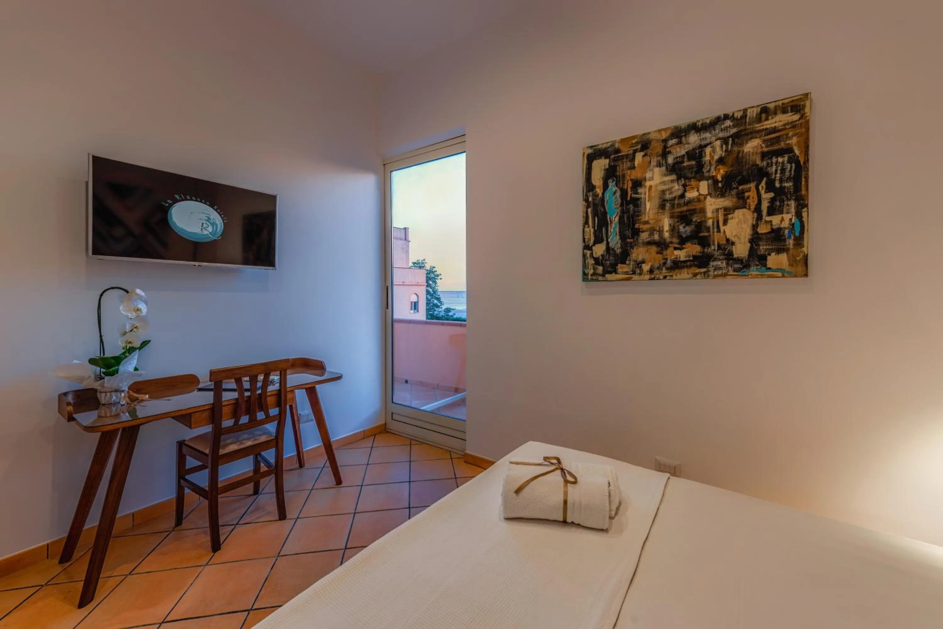 Photo of the whole room, Bed in La Risacca Relais B&B