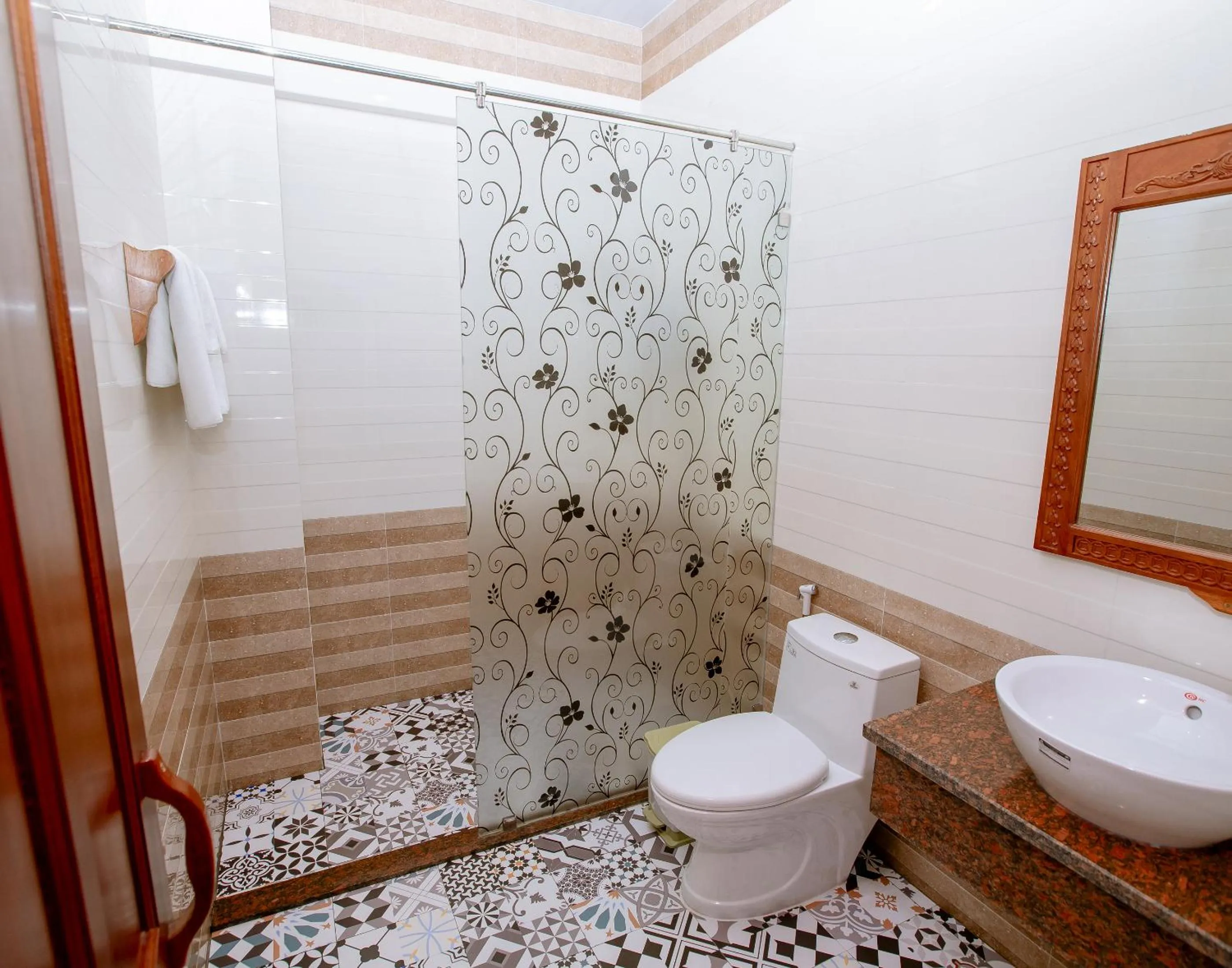 Bathroom in Thien An Hotel