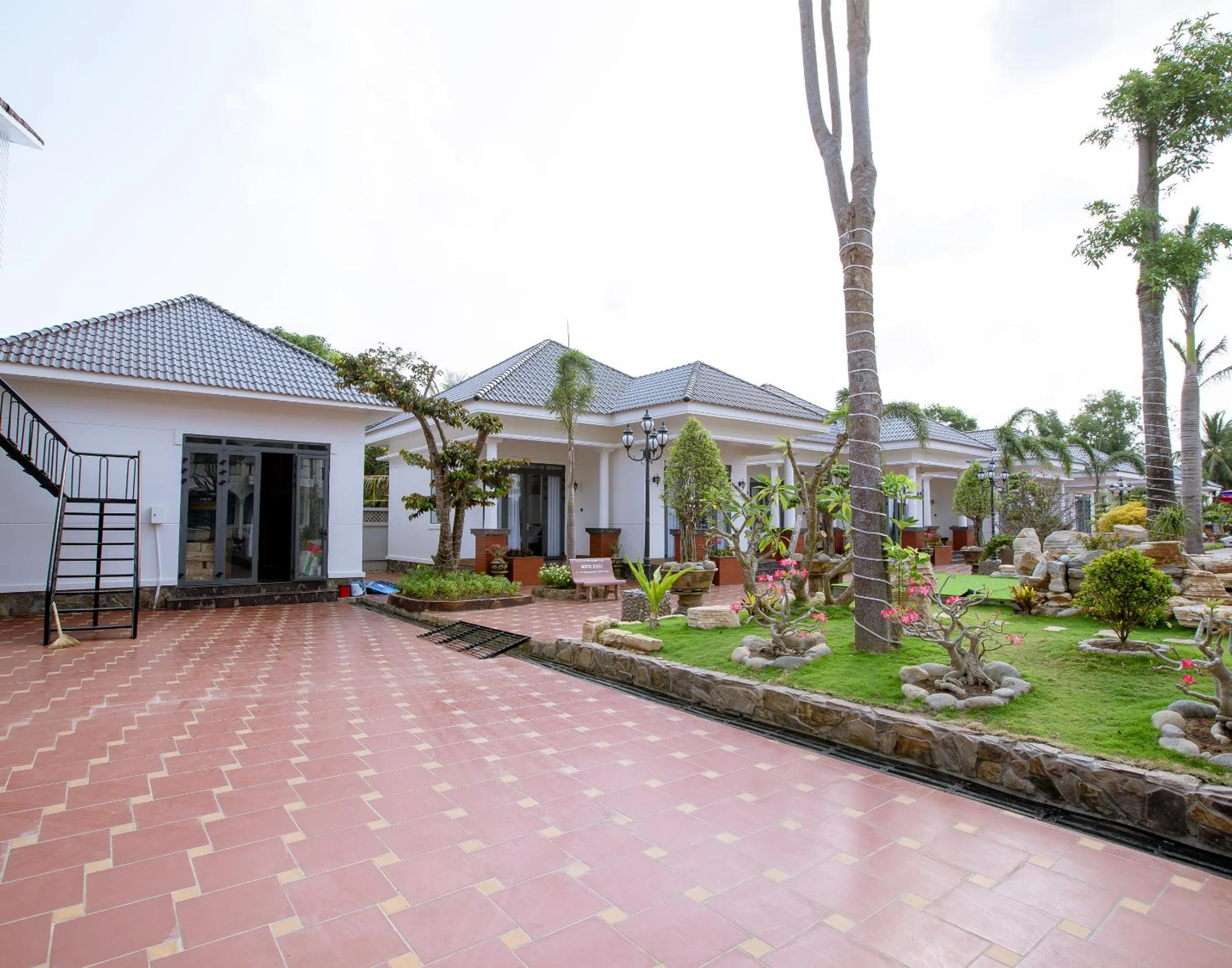 Facade/entrance in Thien An Hotel