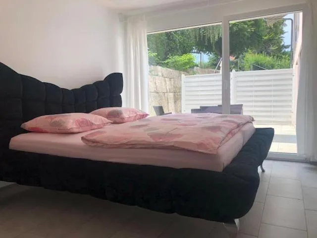 Bed in Hotel Hippel Krone