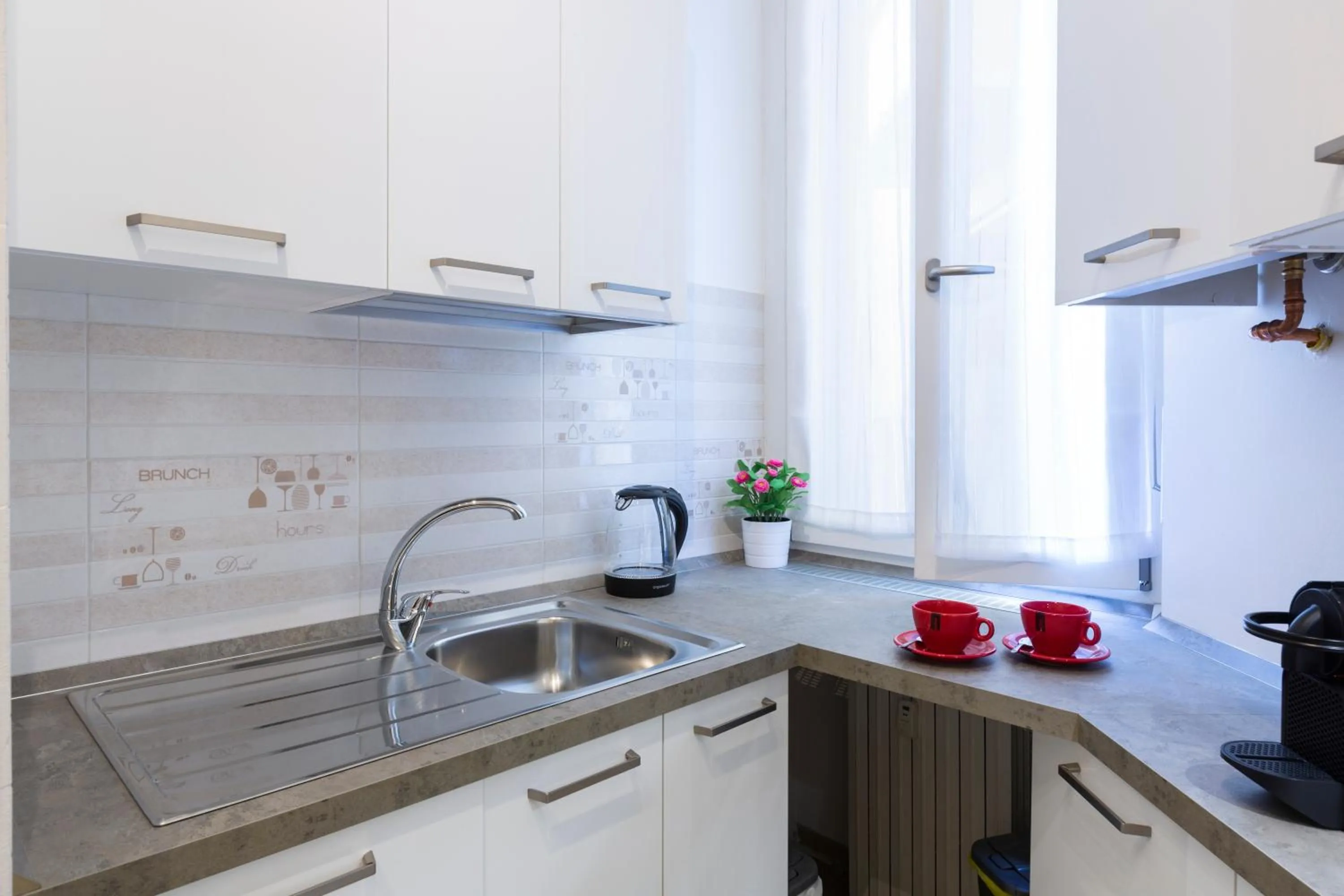 Yellow Line Apartment