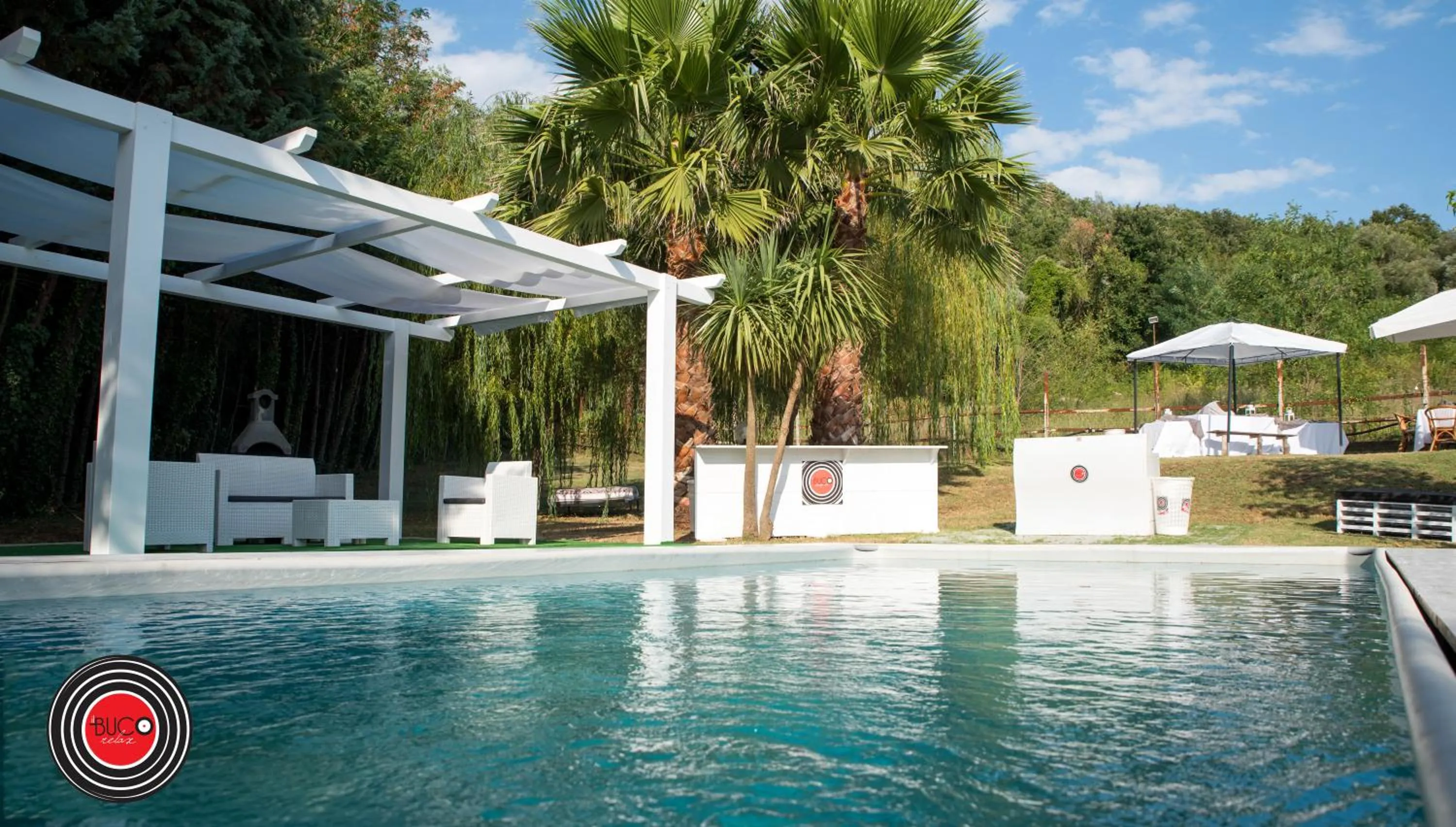 Swimming pool in Il Buco Relax