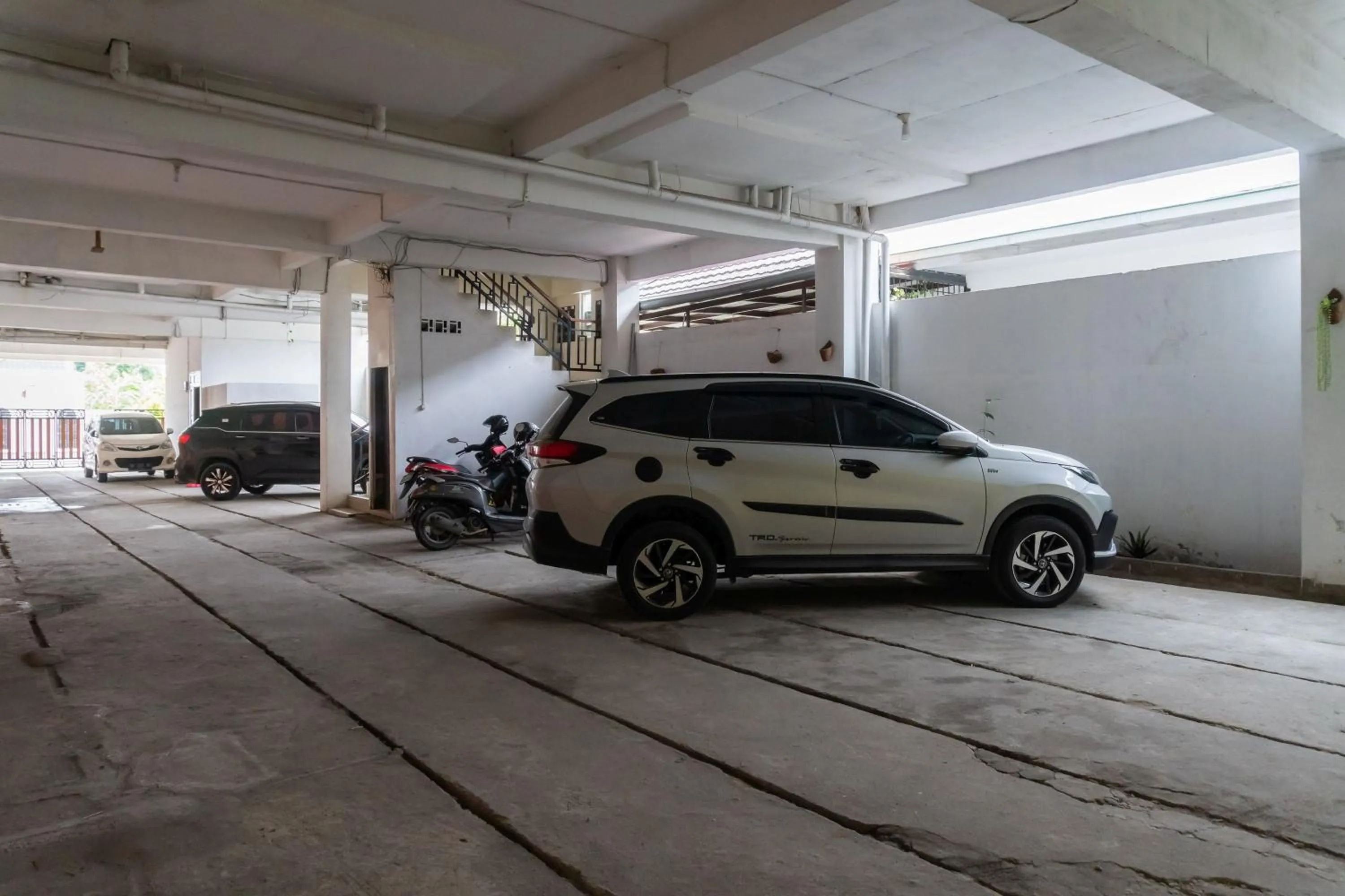 Parking in KoolKost near State Museum of North Sumatera Medan