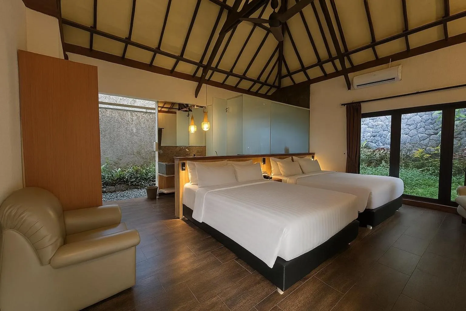 Photo of the whole room, Bed in The Batu Hotel & Villas