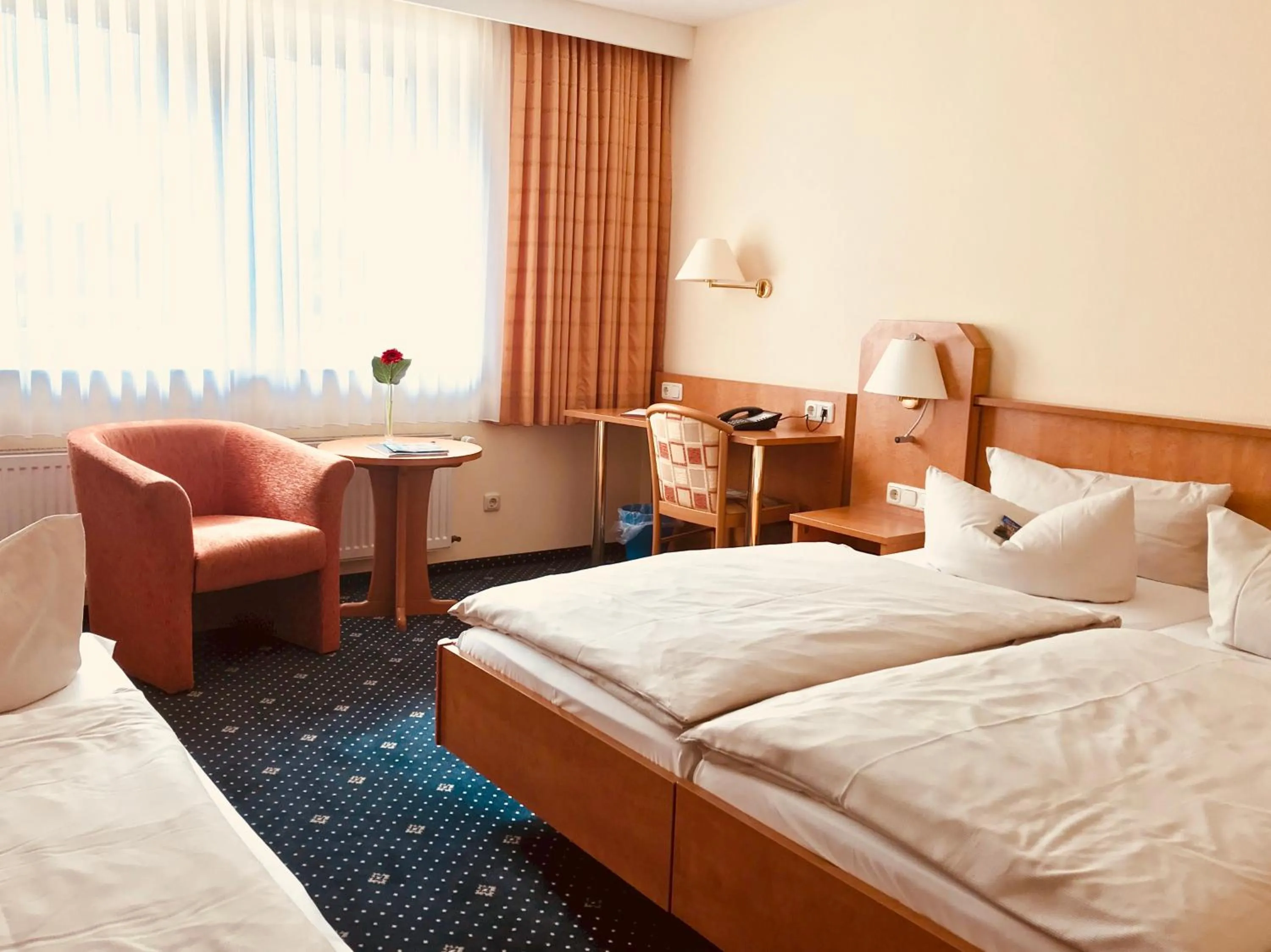 Bed in Hotel Englischer Hof